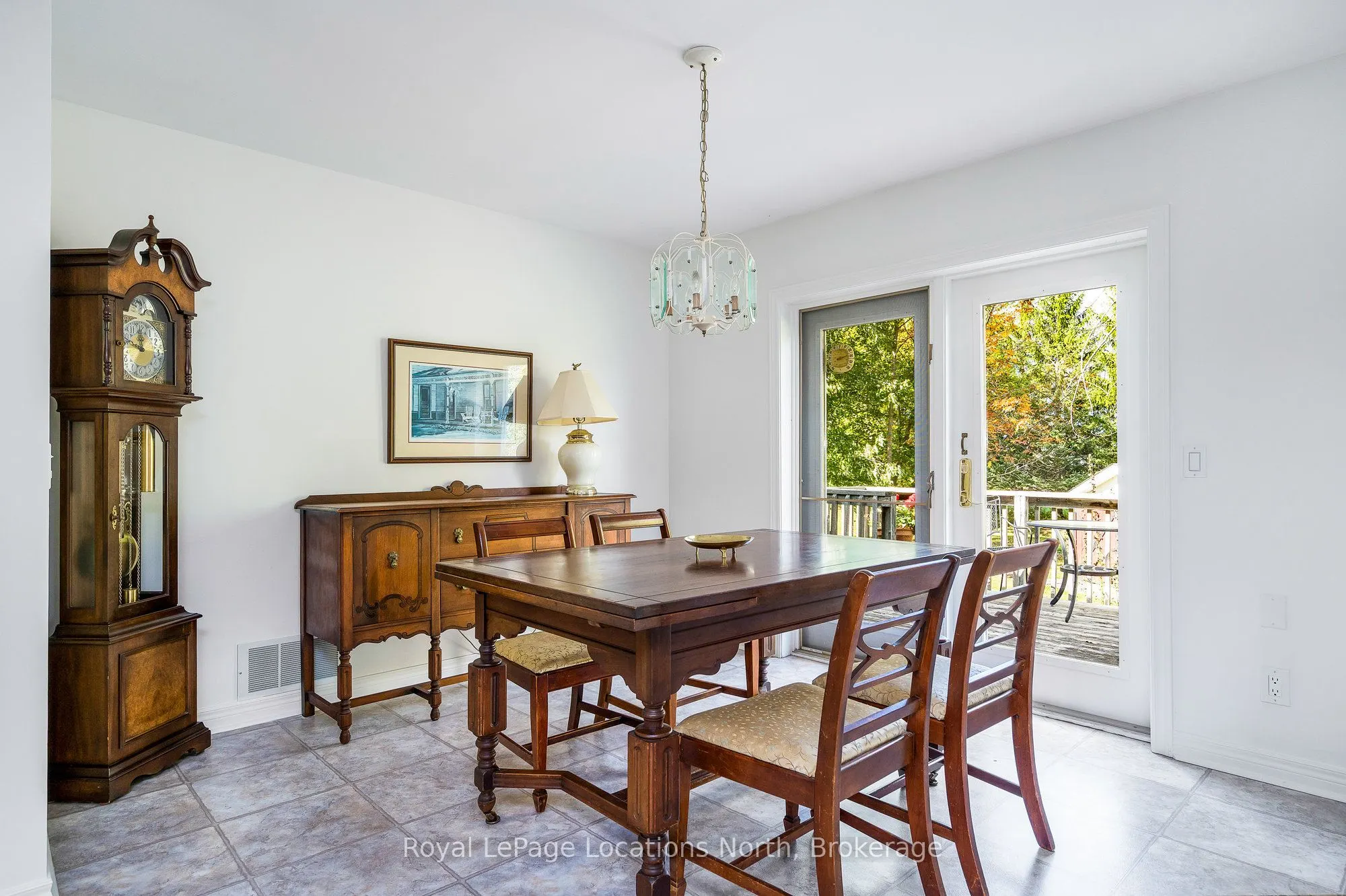 14 Sydenham Trail W