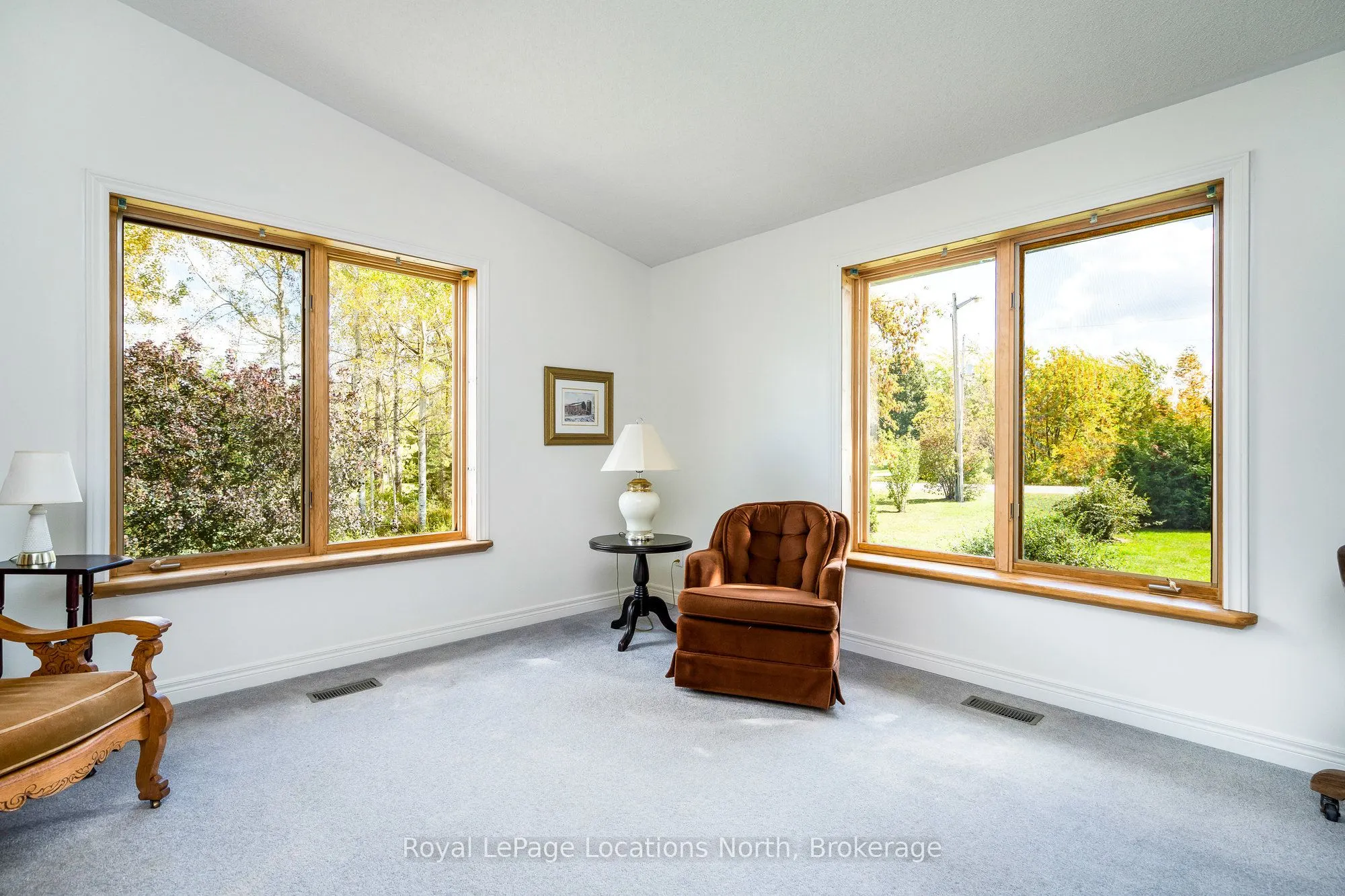 14 Sydenham Trail W