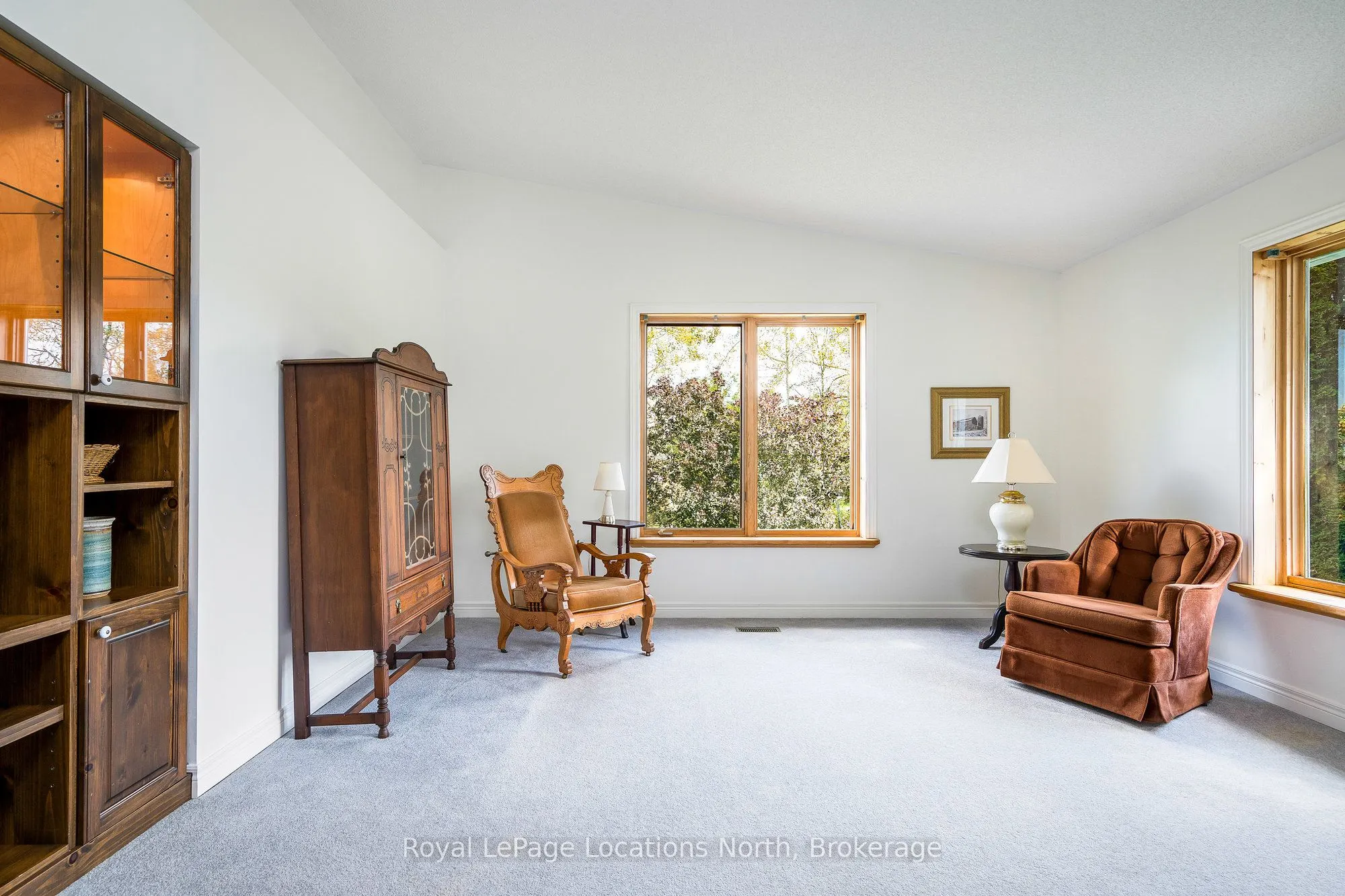 14 Sydenham Trail W