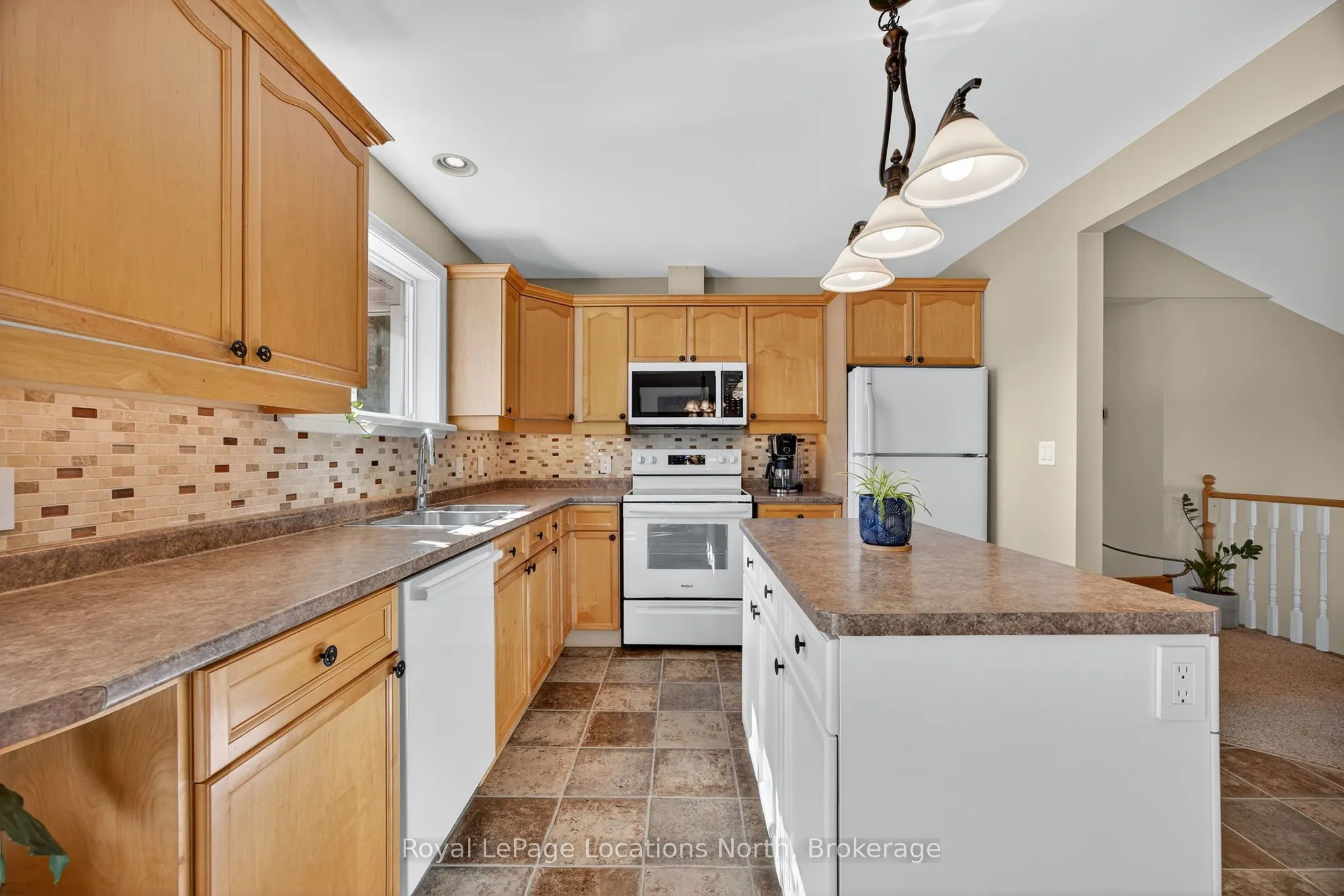 390 Sixth Street