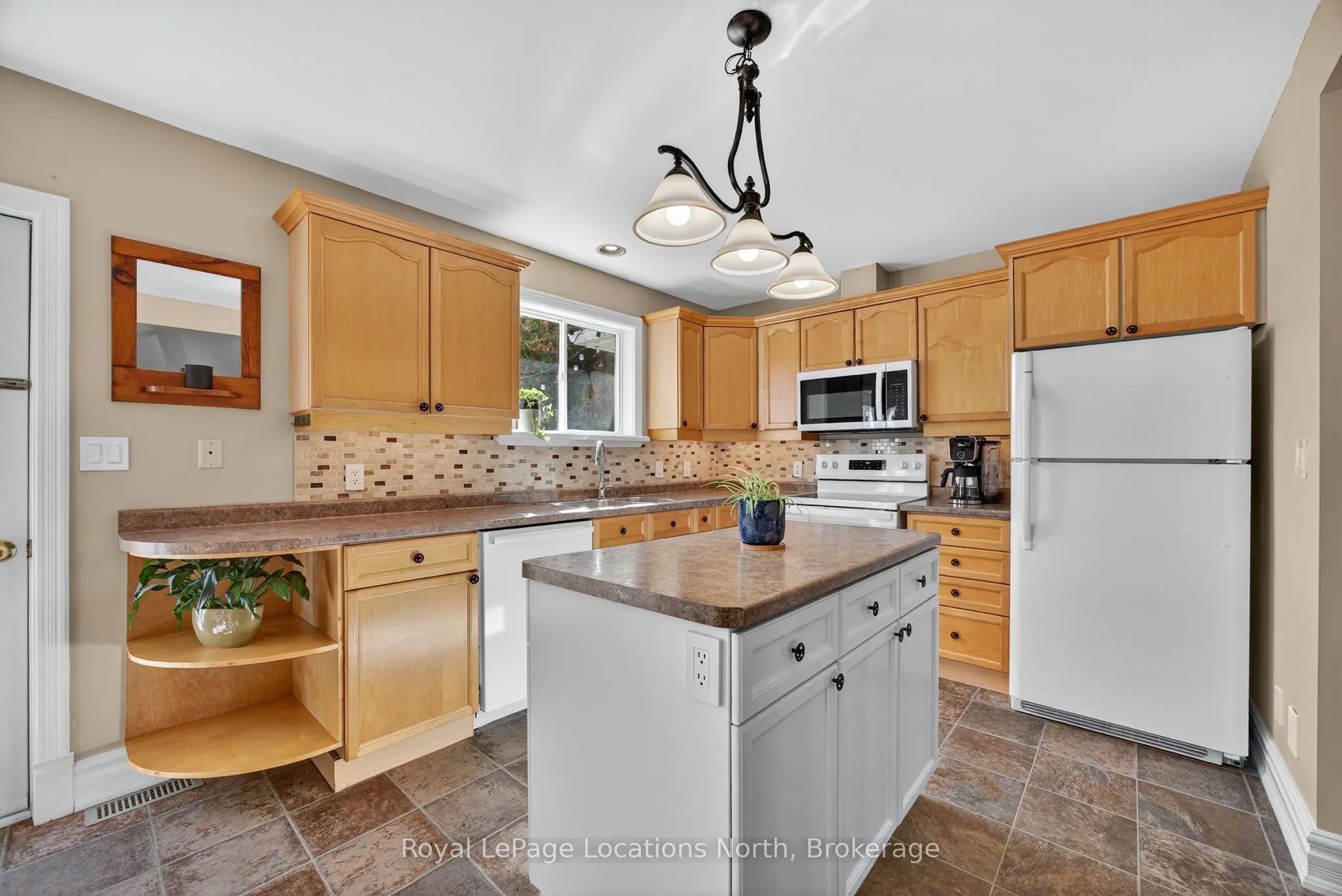 390 Sixth Street