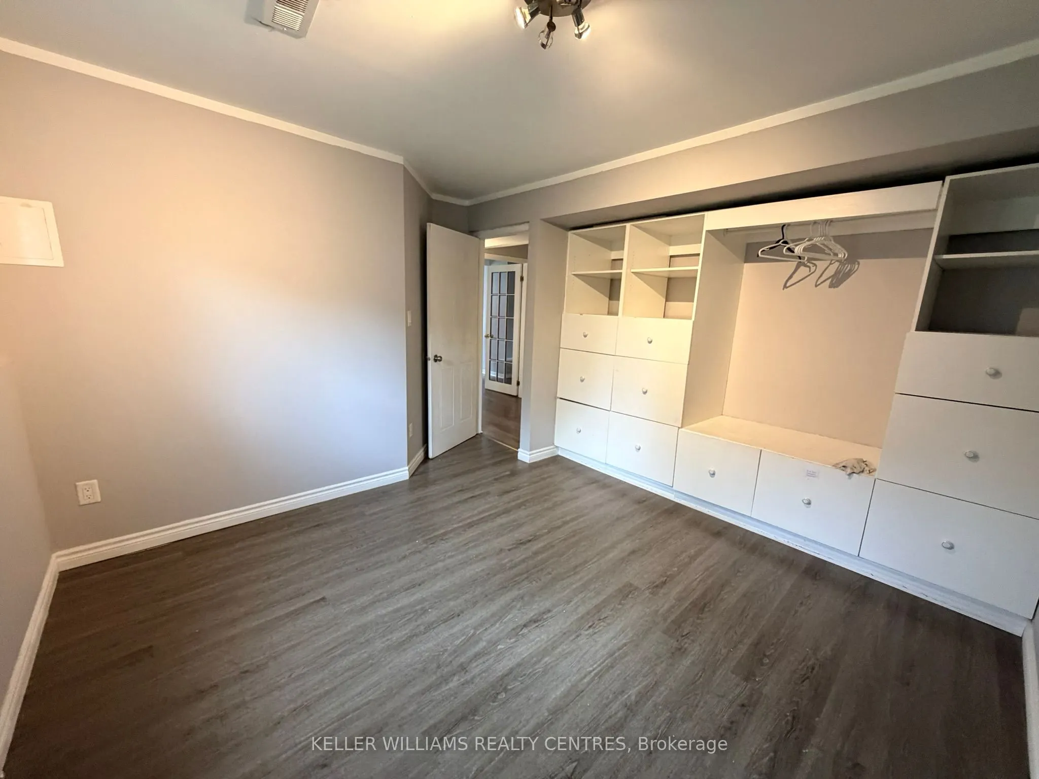 51 Mcdougall Drive, #Lower