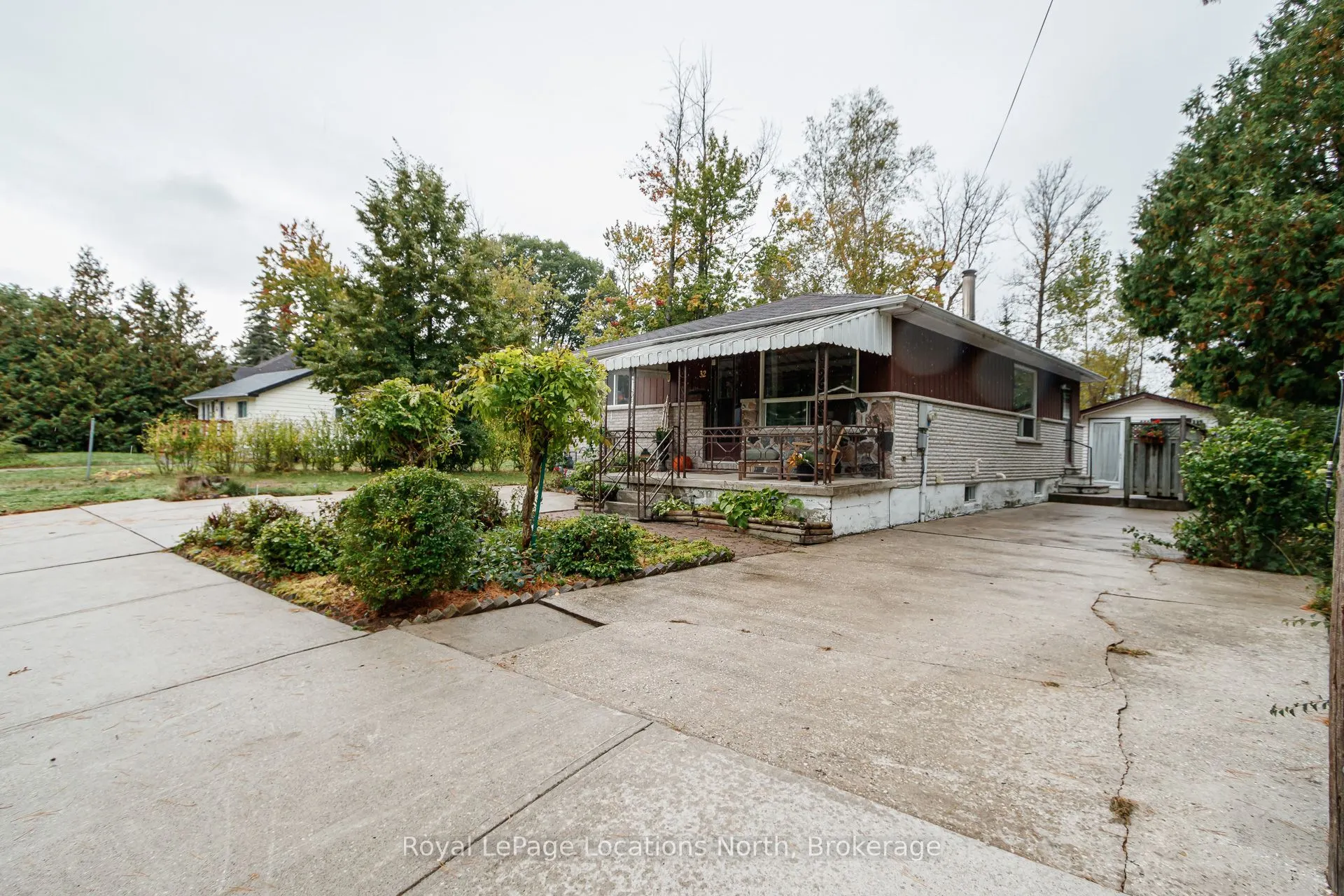 32 57th Street S