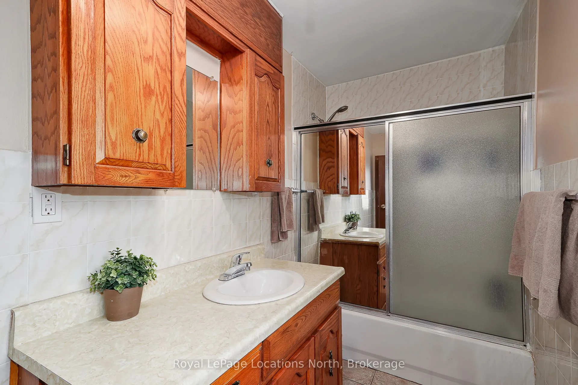 32 57th Street S