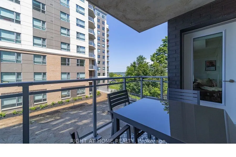 58 Lakeside Terrace, #205