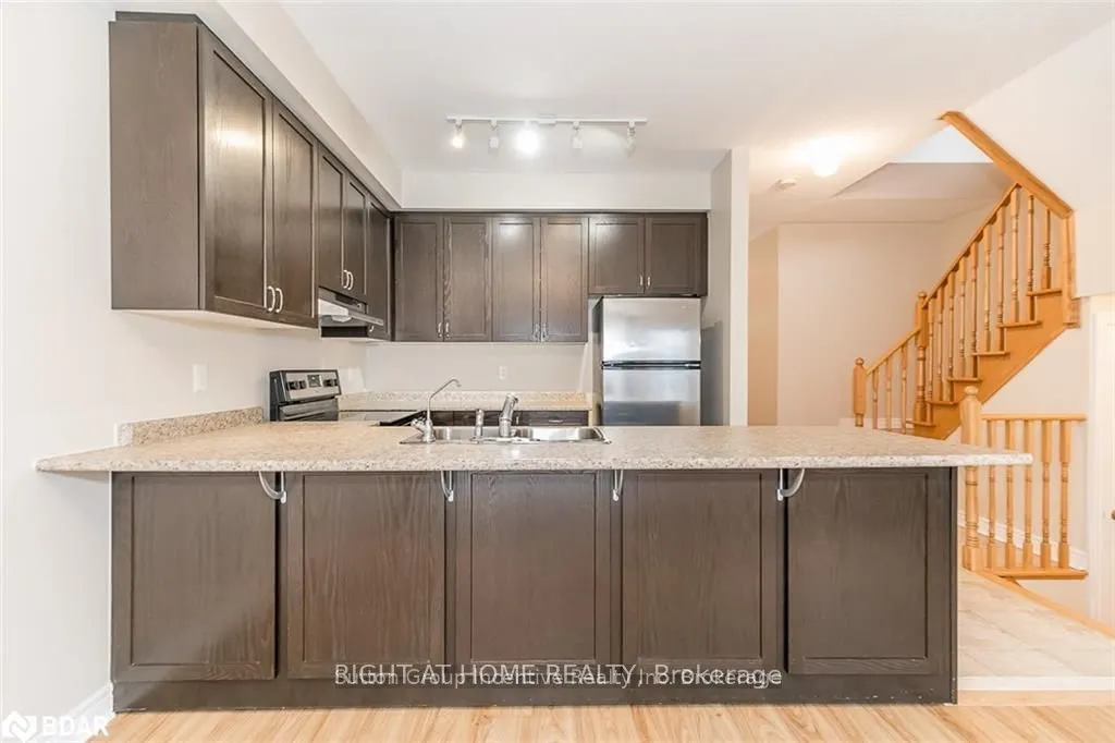 98 PEARCEY Crescent