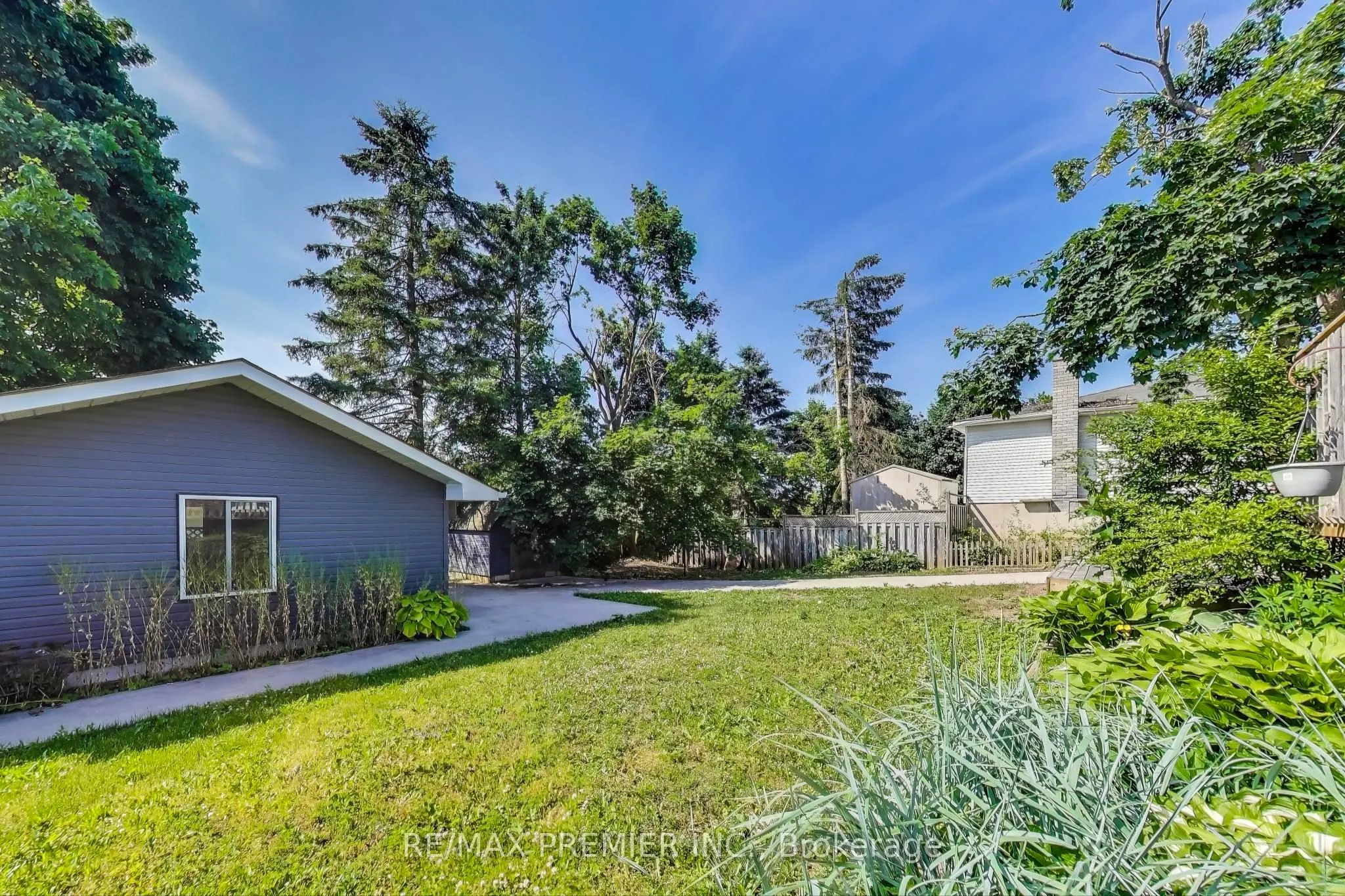 5 Golfdale Road