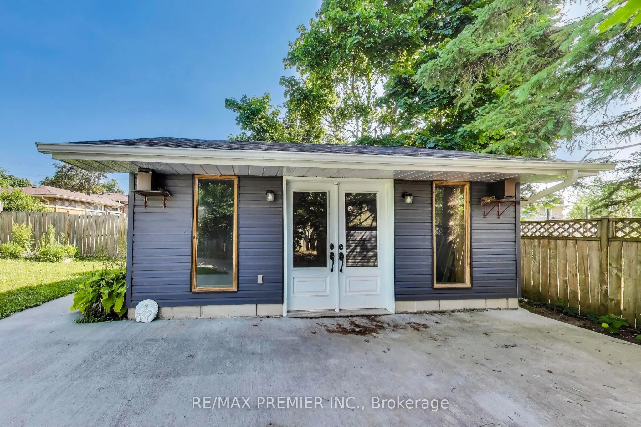 5 Golfdale Road