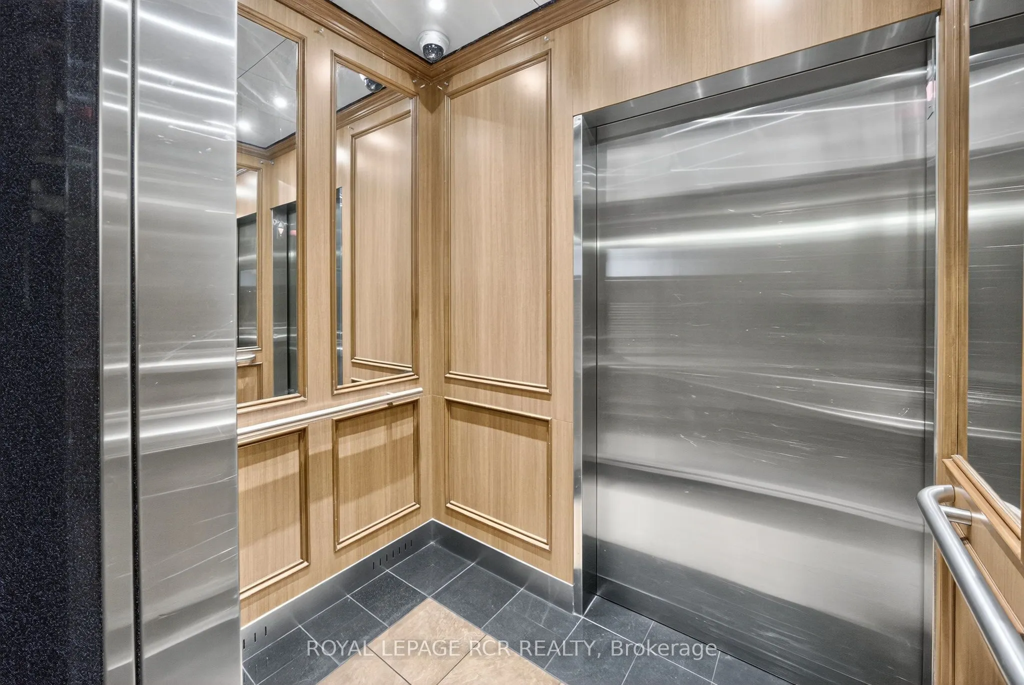 65 Ellen Street, #905