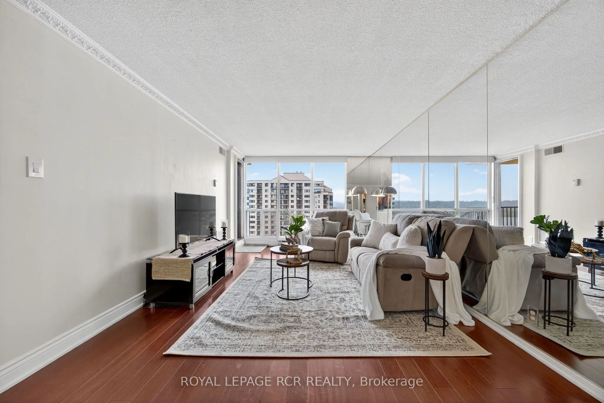 65 Ellen Street, #905