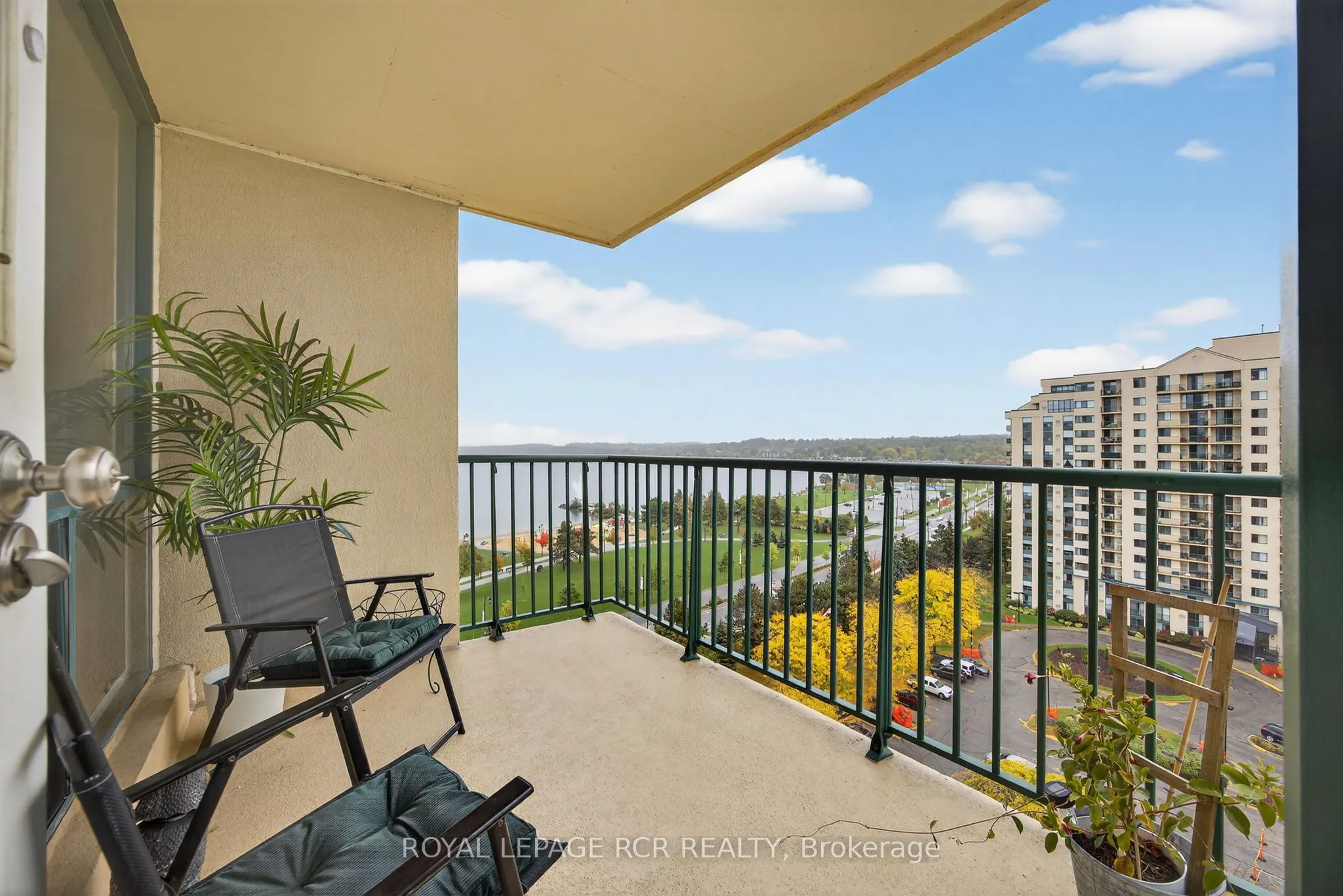 65 Ellen Street, #905