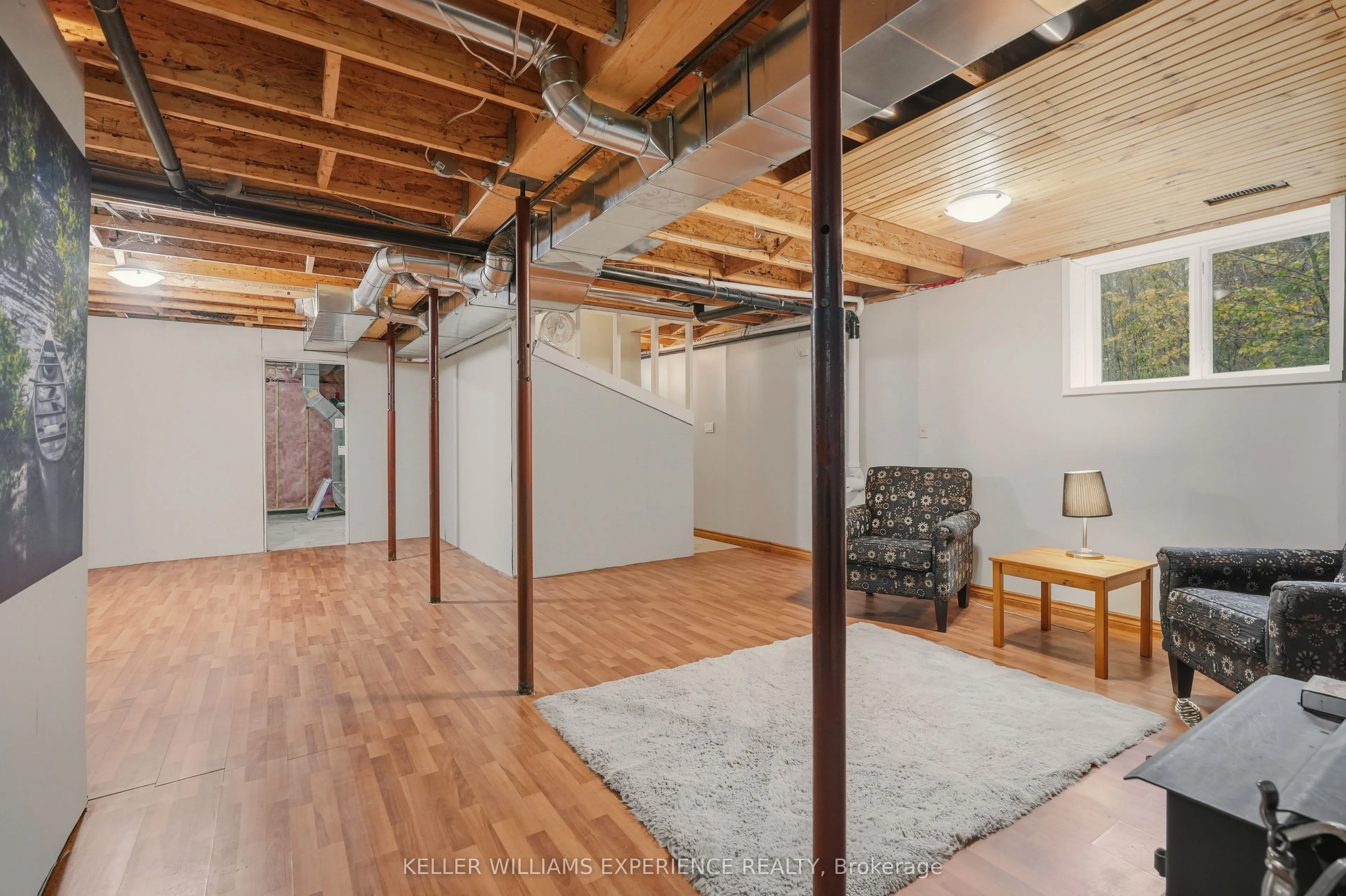 2372 Kinnear Side Road