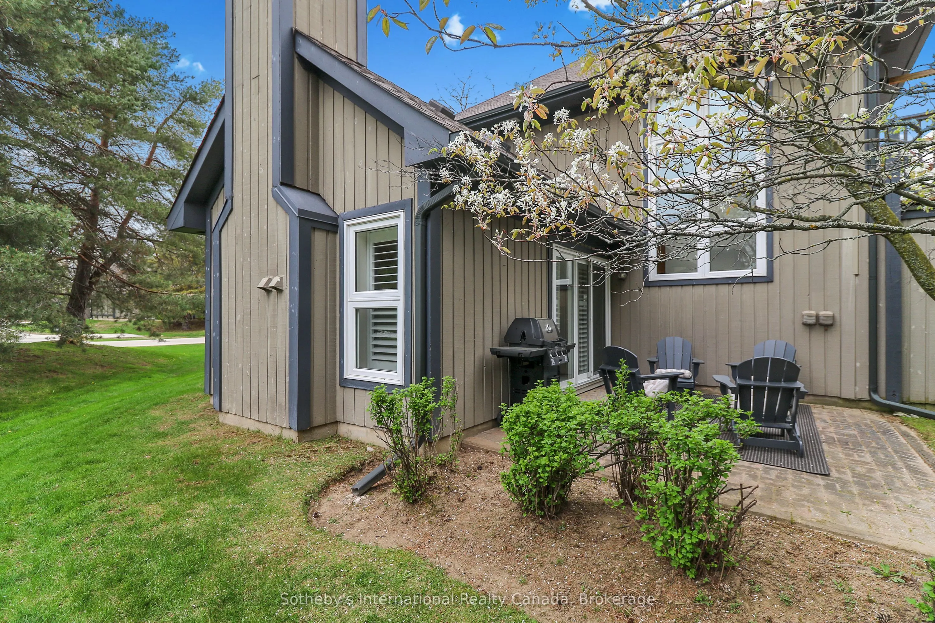 408 Mariners Way, #25