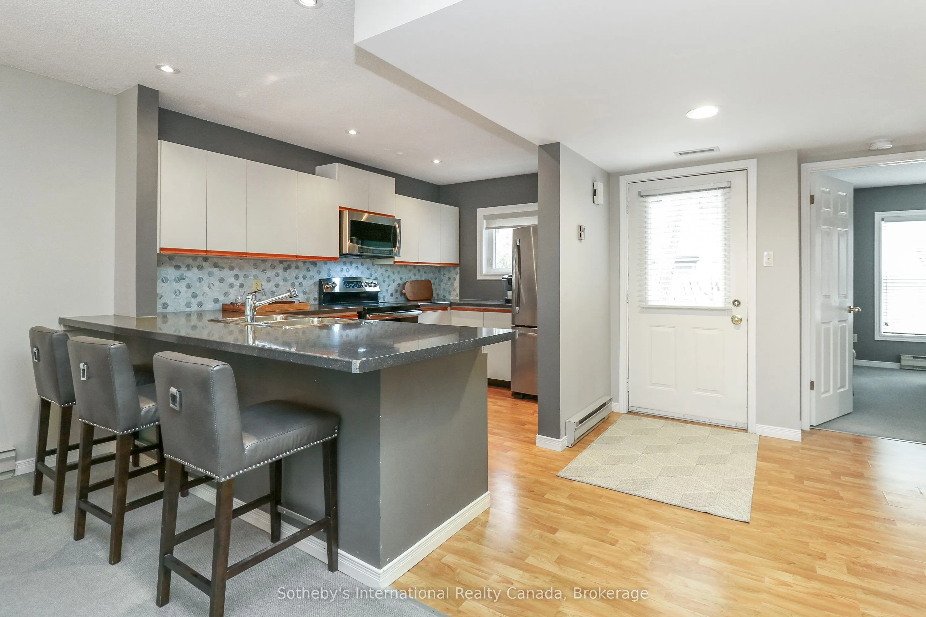 408 Mariners Way, #25
