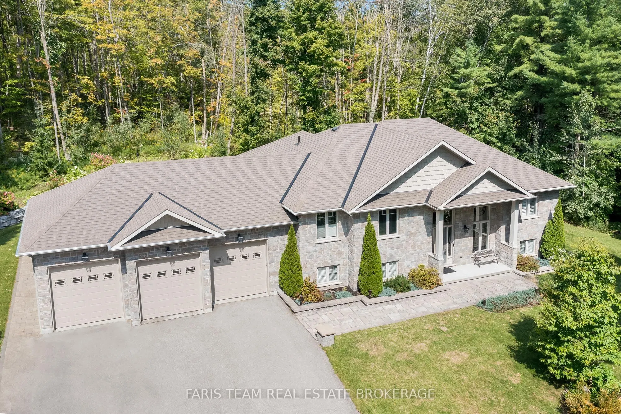 1559 Rimkey Crescent