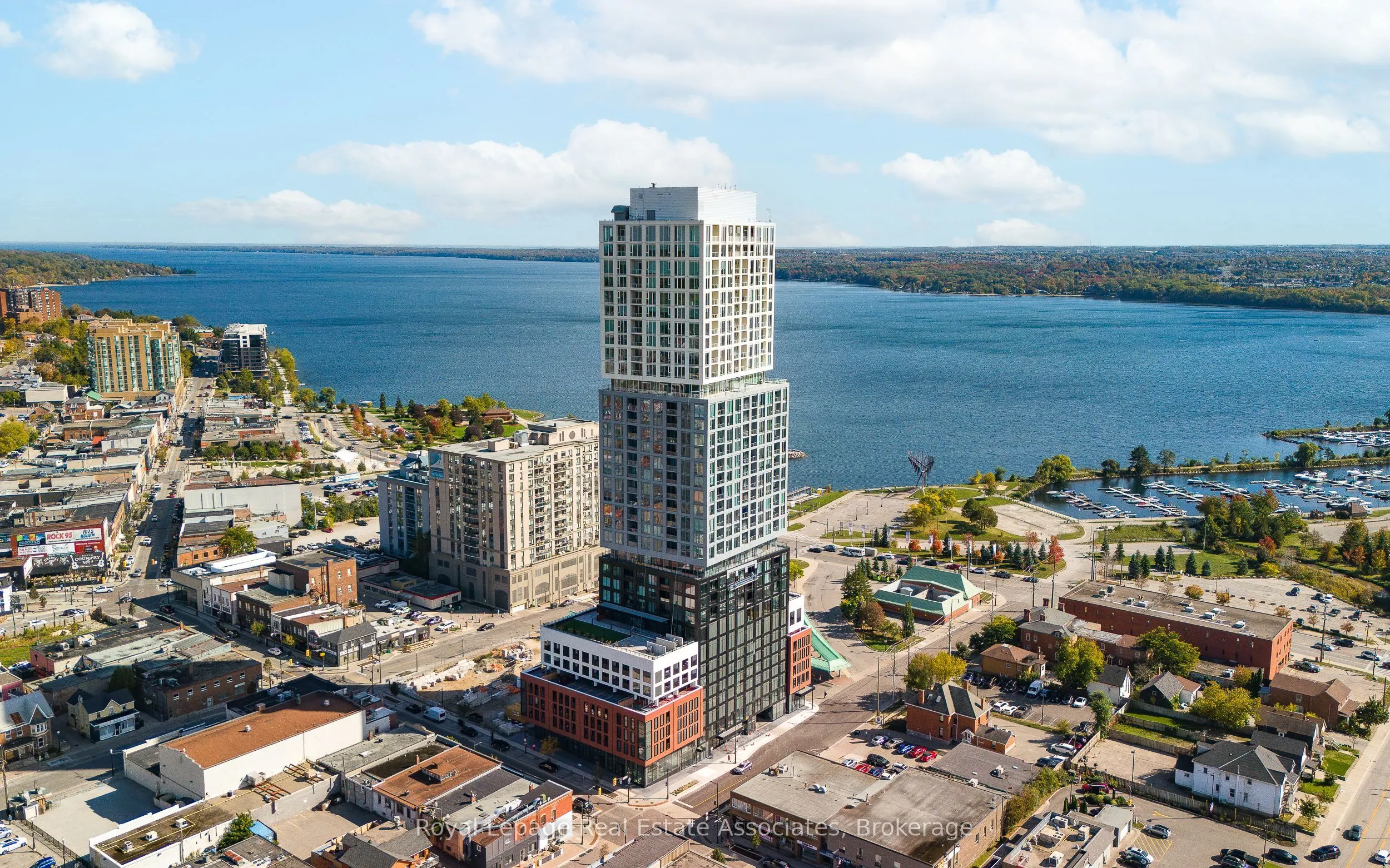 39 Mary St Street, #1005