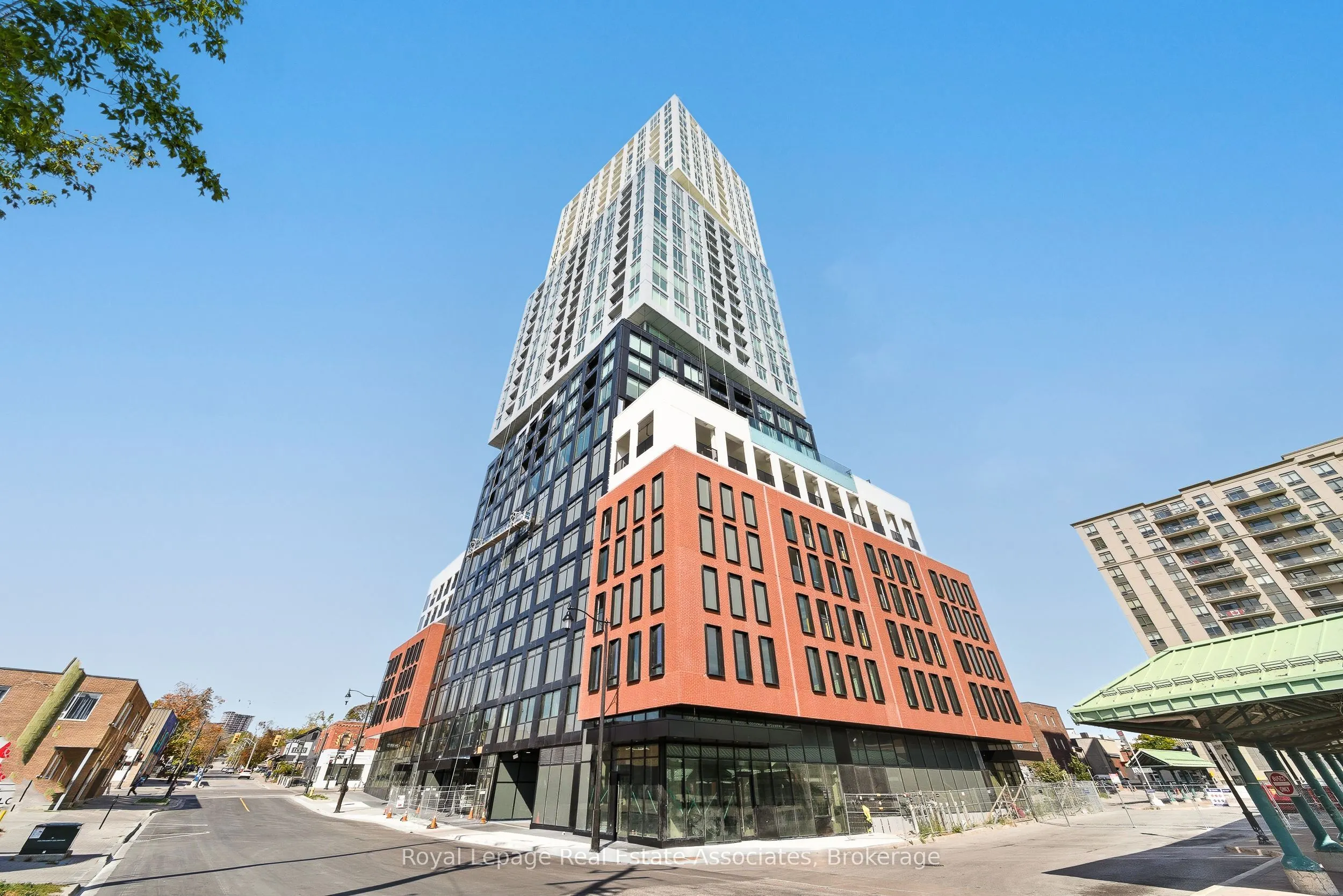 39 Mary St Street, #1005