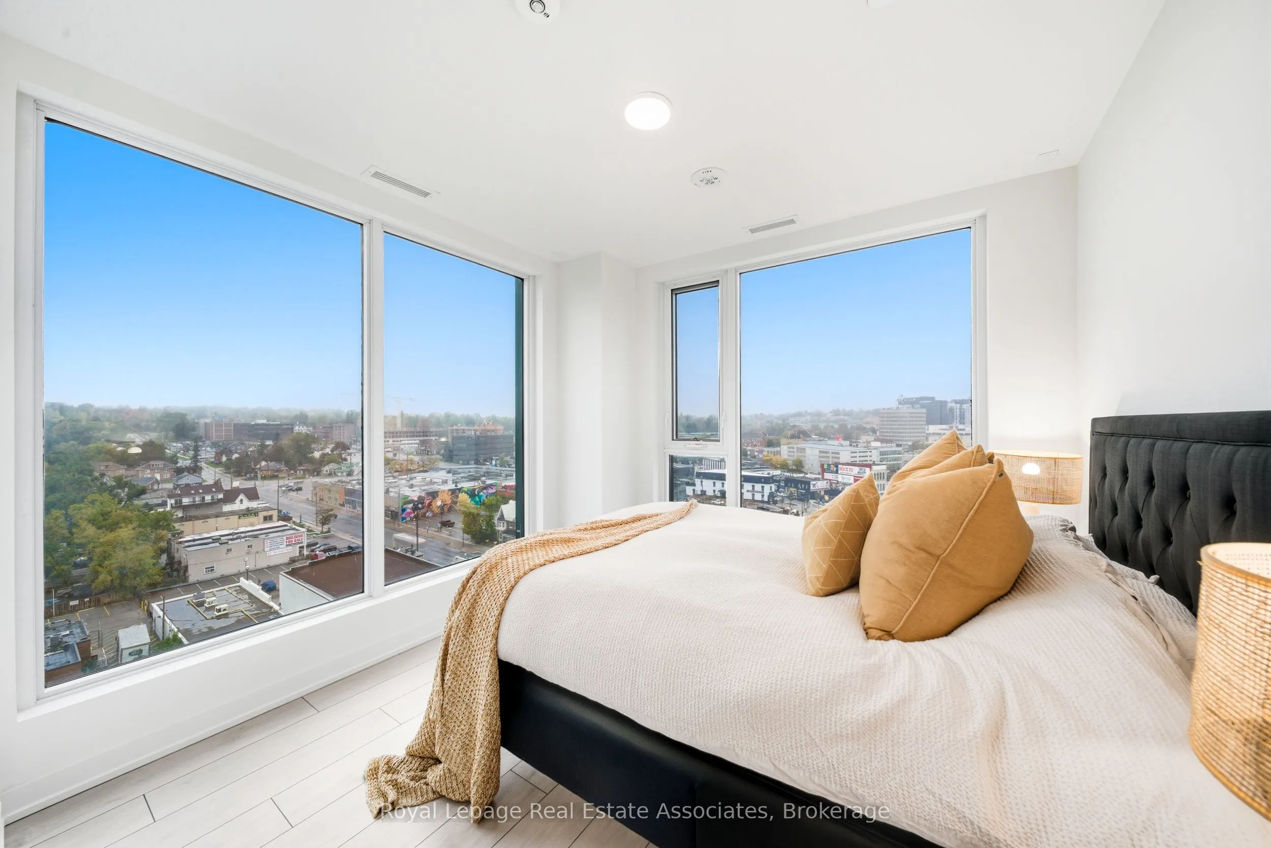 39 Mary St Street, #1005