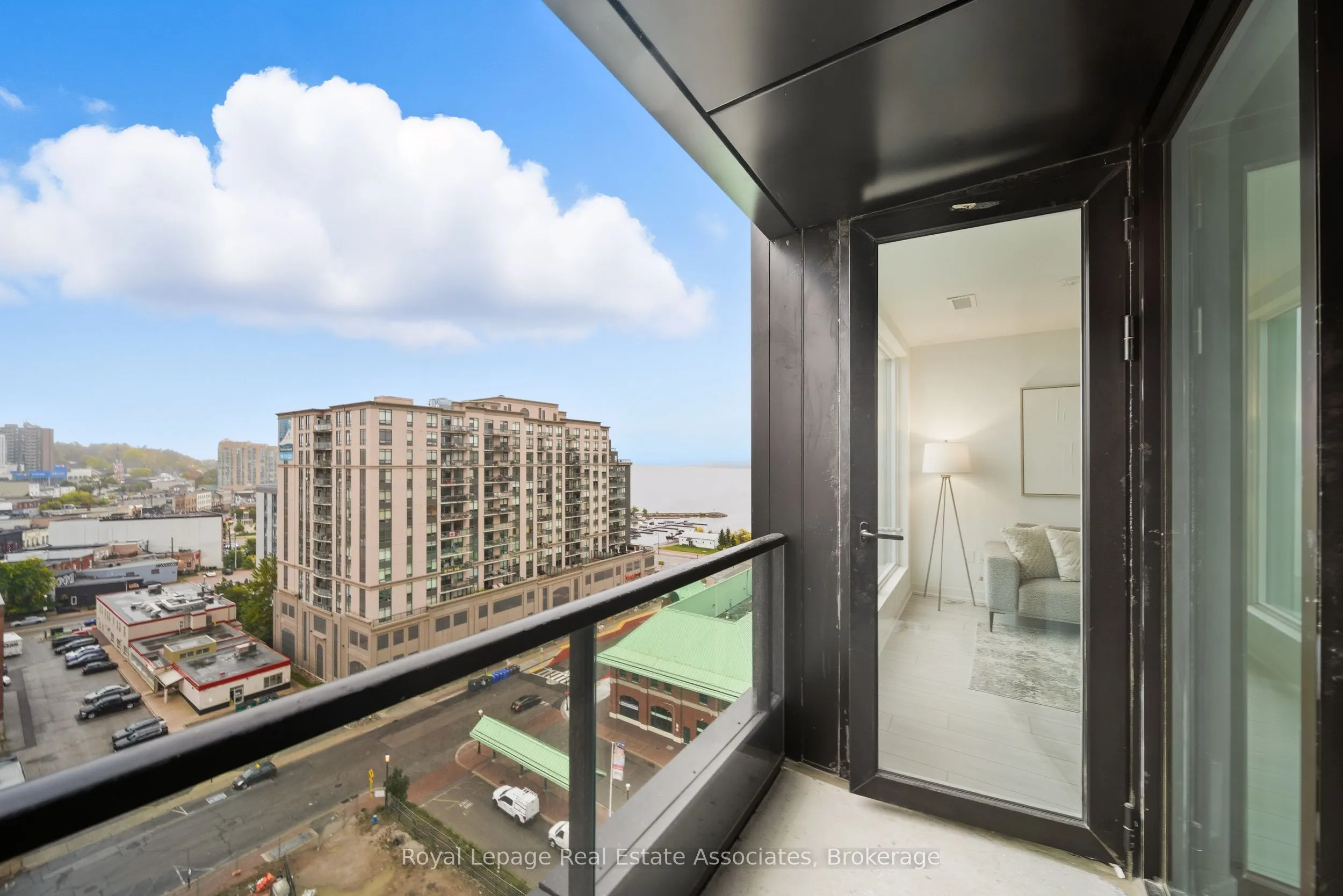 39 Mary St Street, #1005