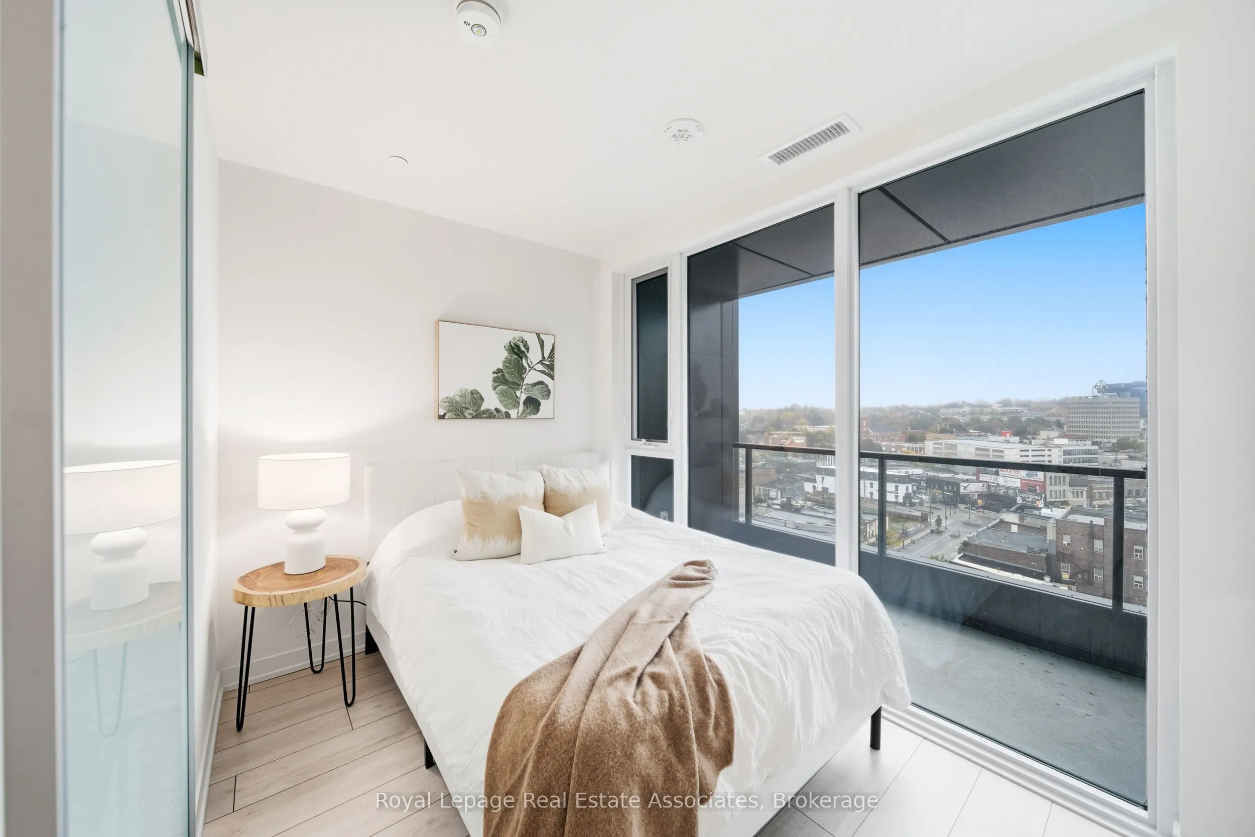 39 Mary St Street, #1005