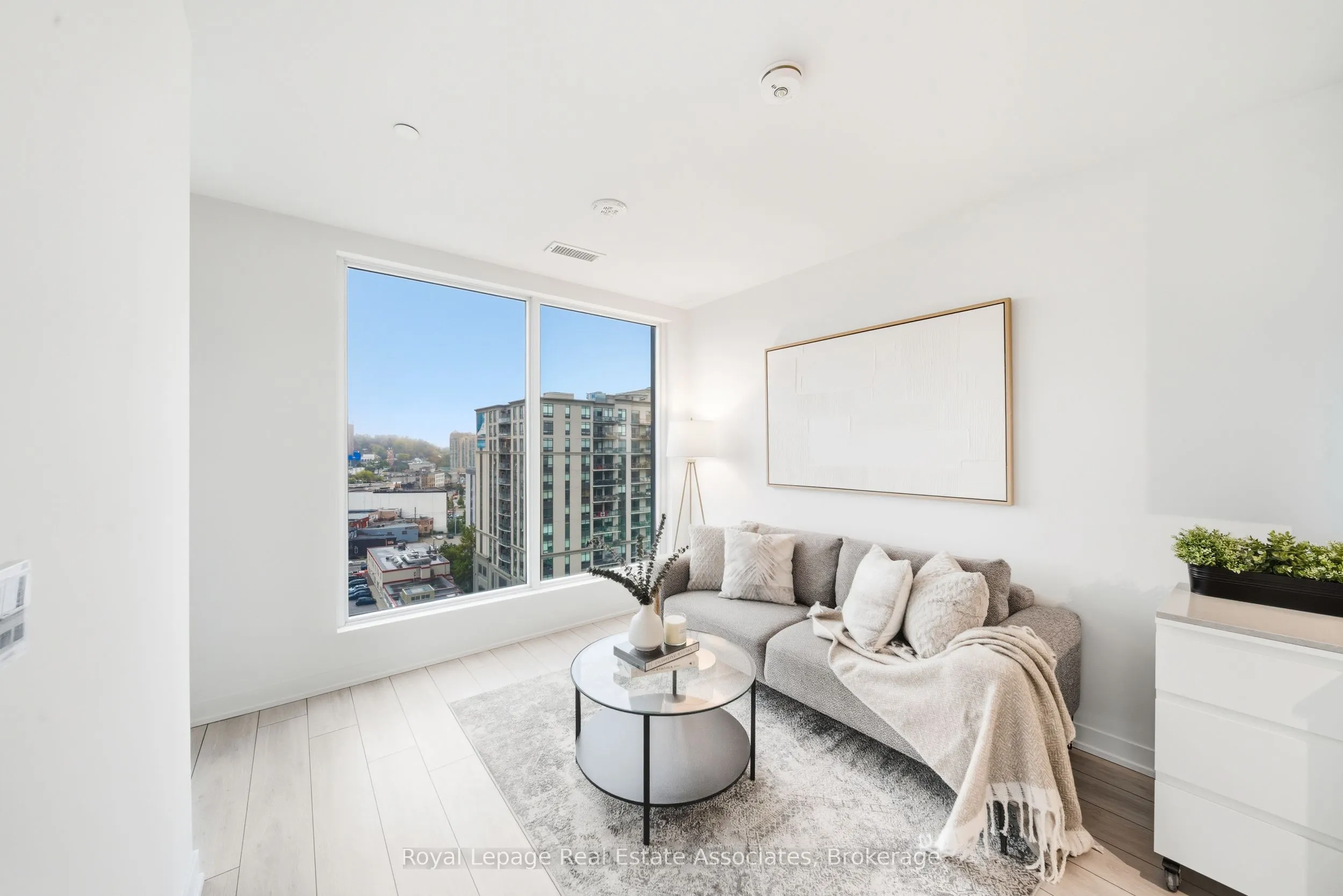 39 Mary St Street, #1005