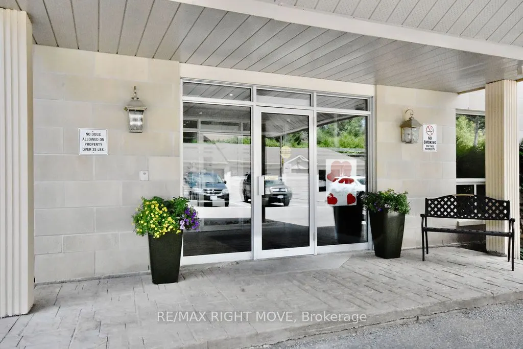 486 Laclie Street, #313