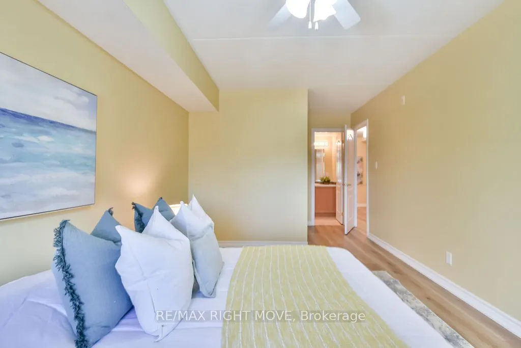 486 Laclie Street, #313