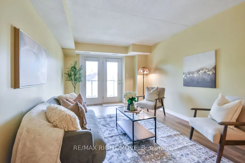 486 Laclie Street, #313