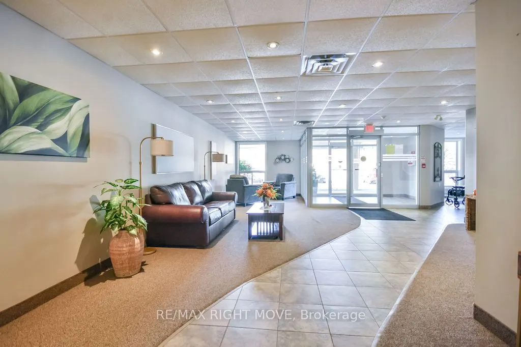 486 Laclie Street, #313
