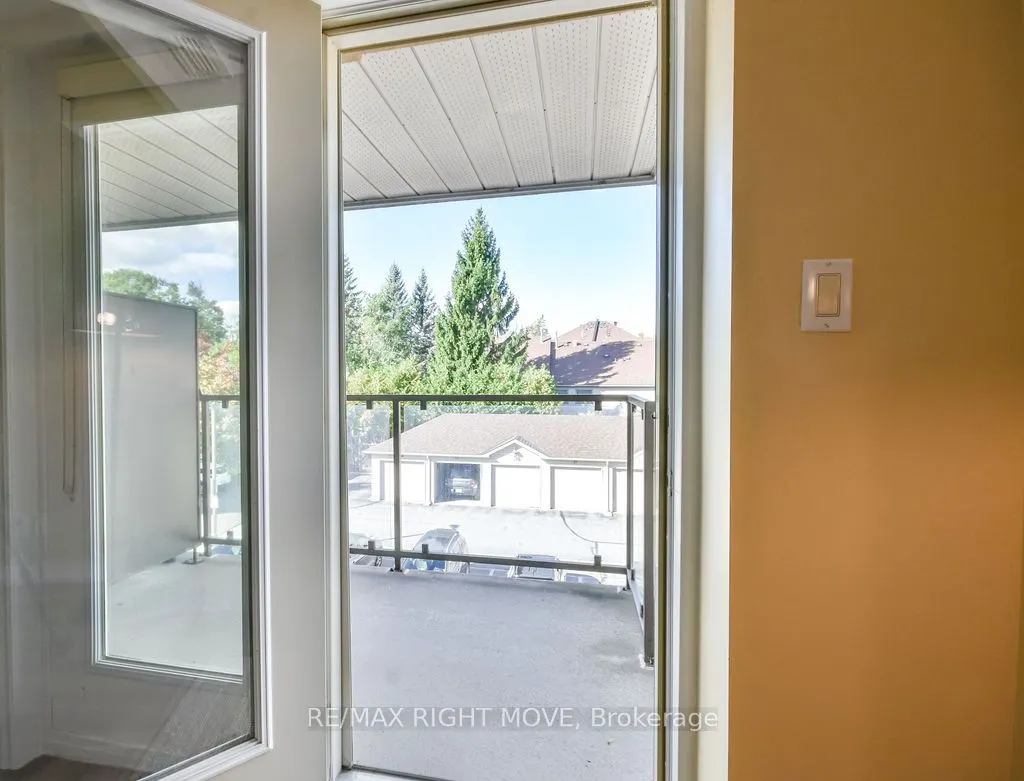 486 Laclie Street, #313