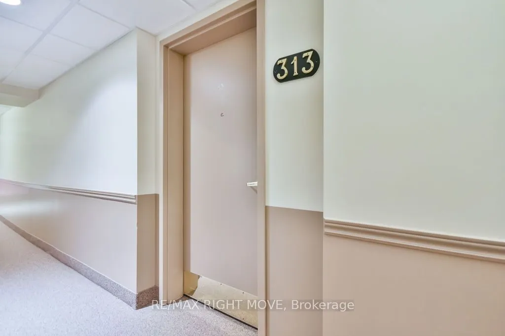 486 Laclie Street, #313