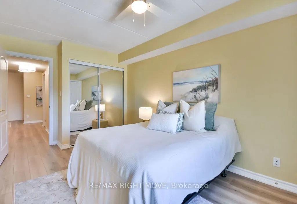 486 Laclie Street, #313