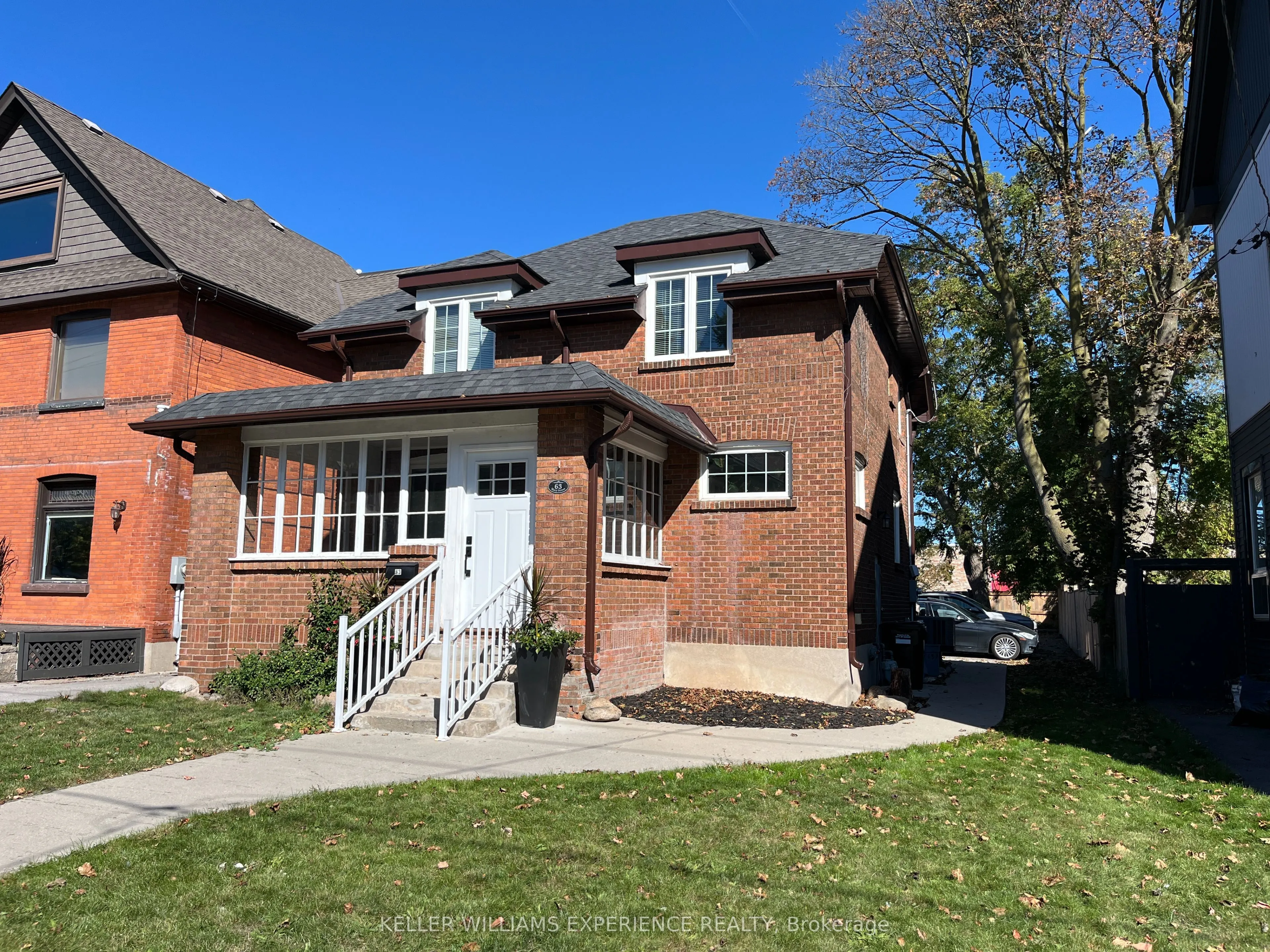 63 Mary Street, #Front Office