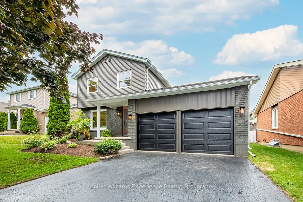 14 Mariposa Drive