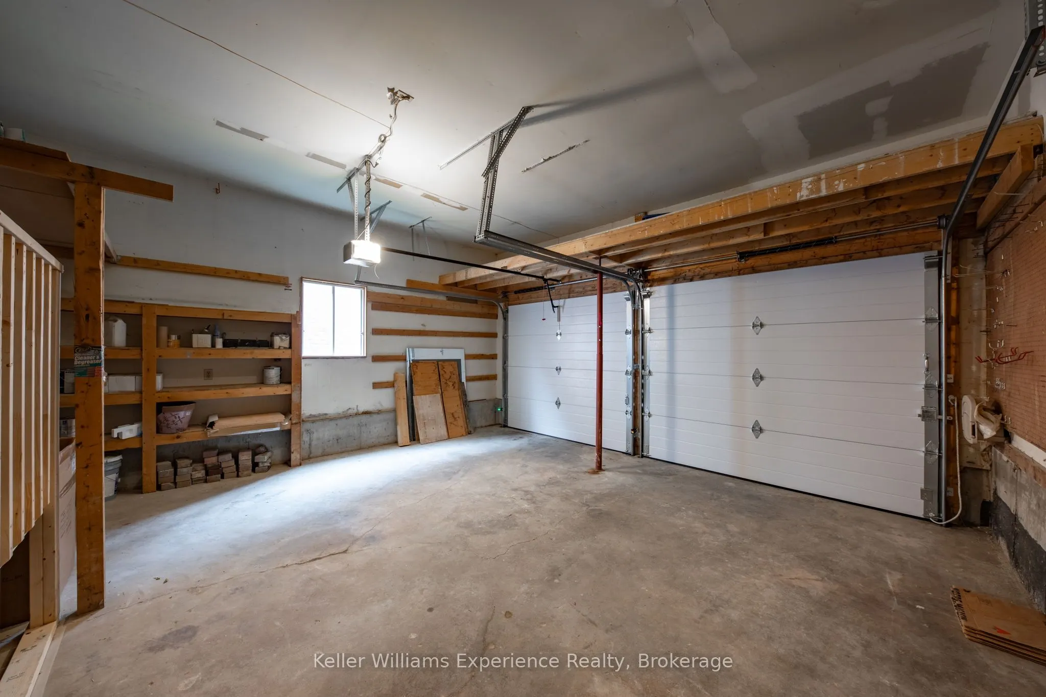 14 Mariposa Drive