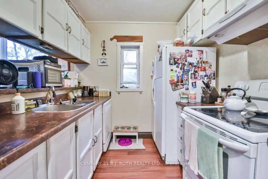 33 Iroquois Ridge