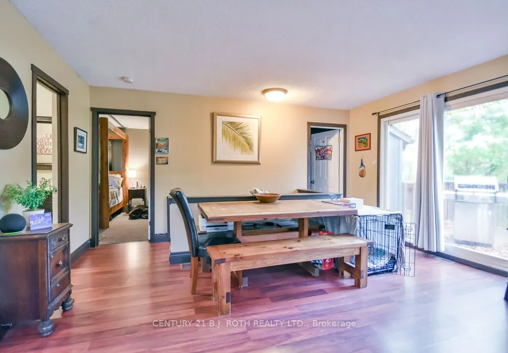 33 Iroquois Ridge
