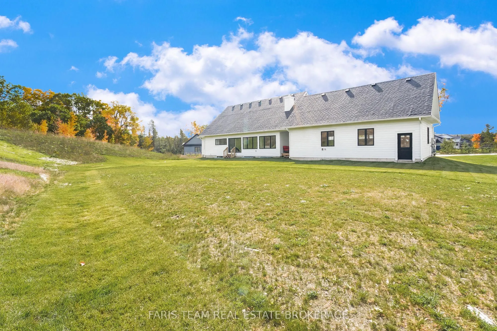 17 Clydesdale Court