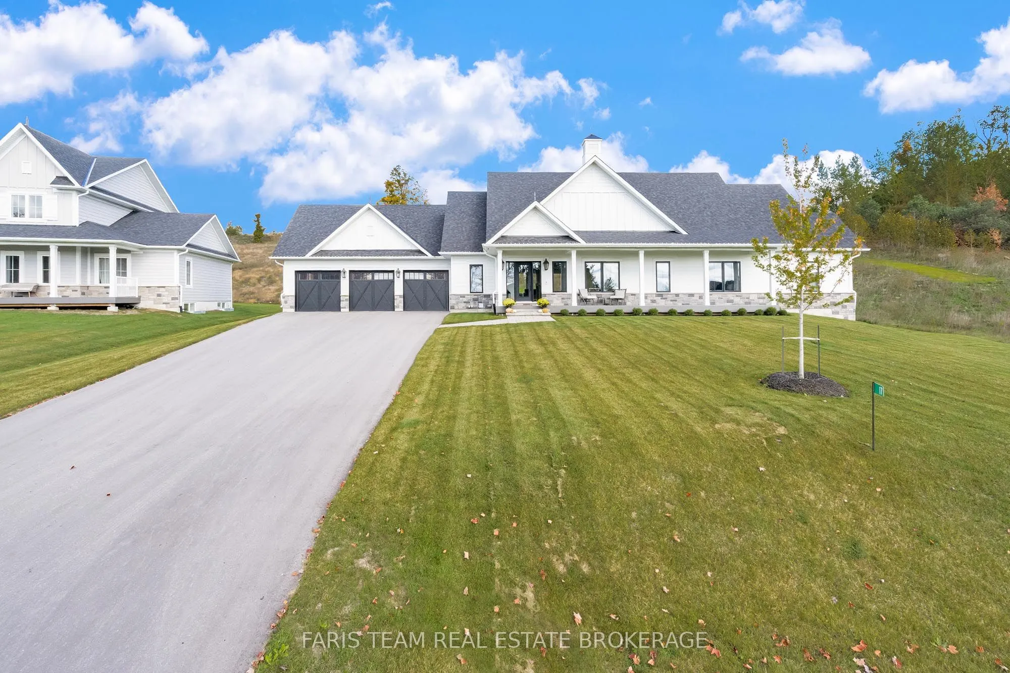 17 Clydesdale Court