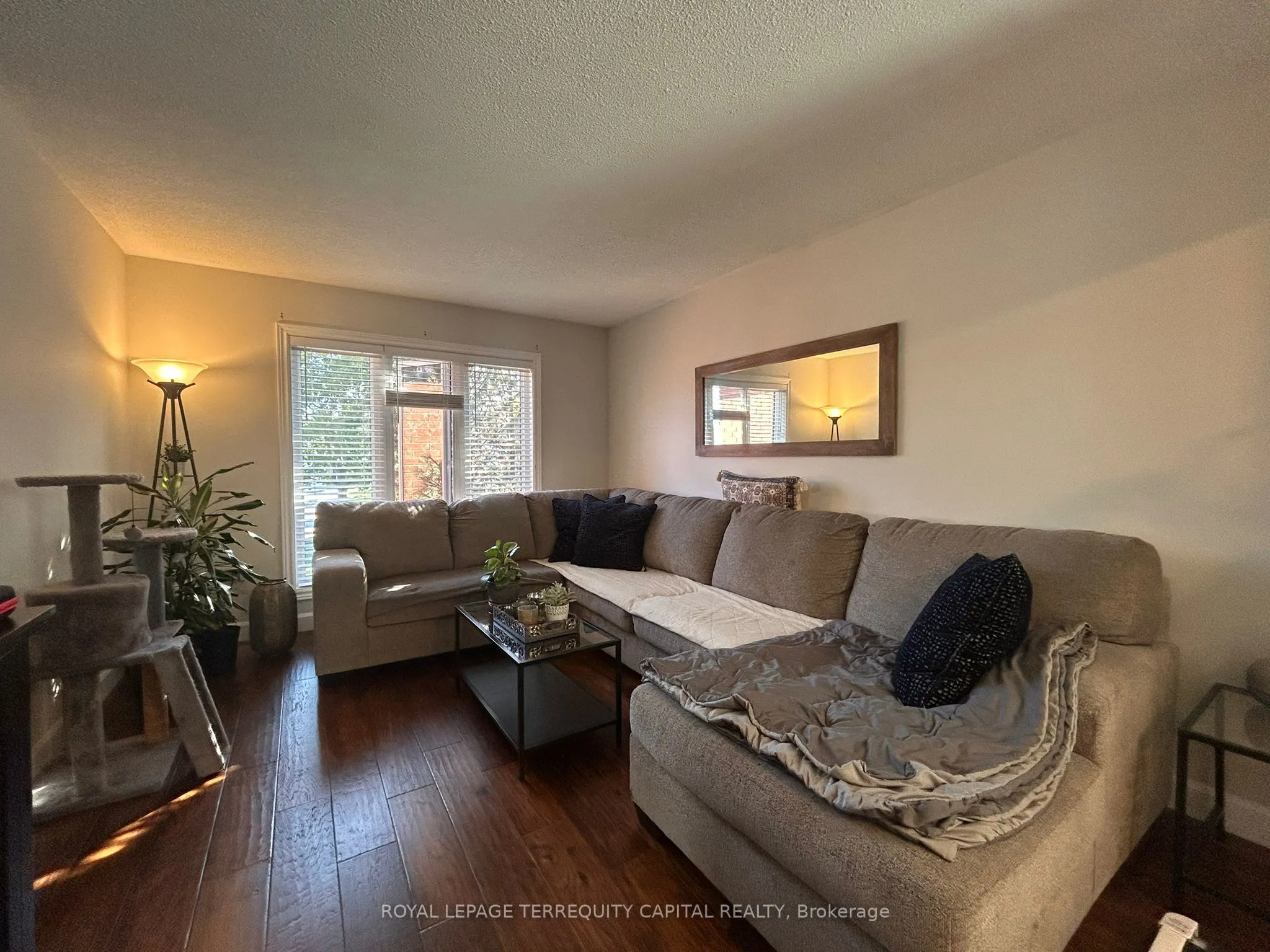 44 Ward Drive