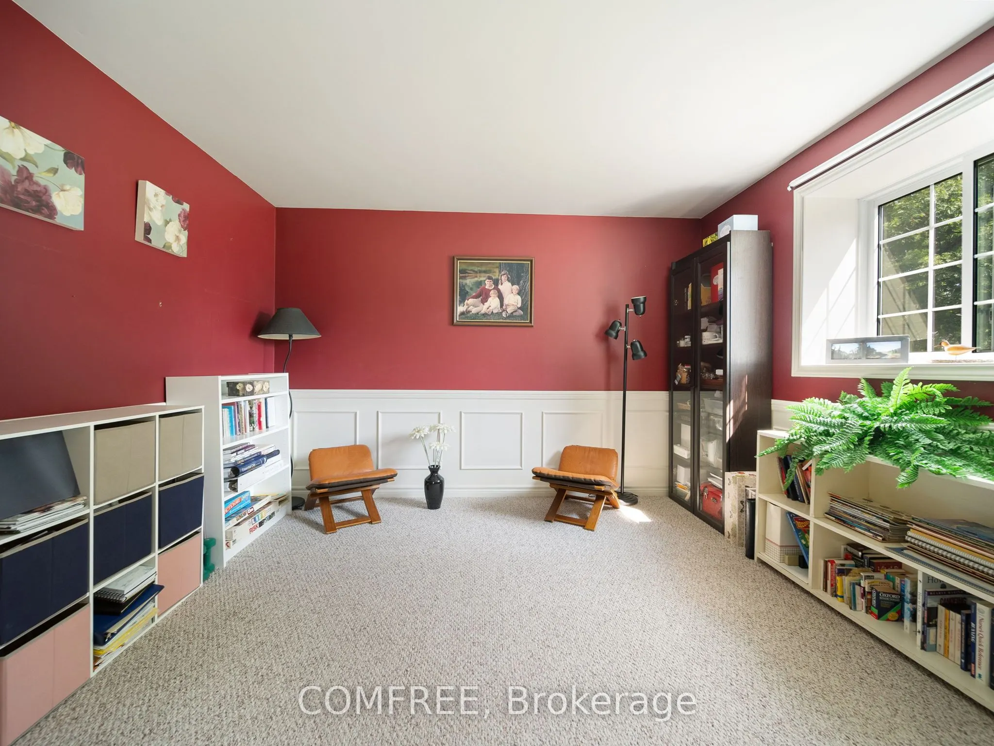 684 Glen Crescent