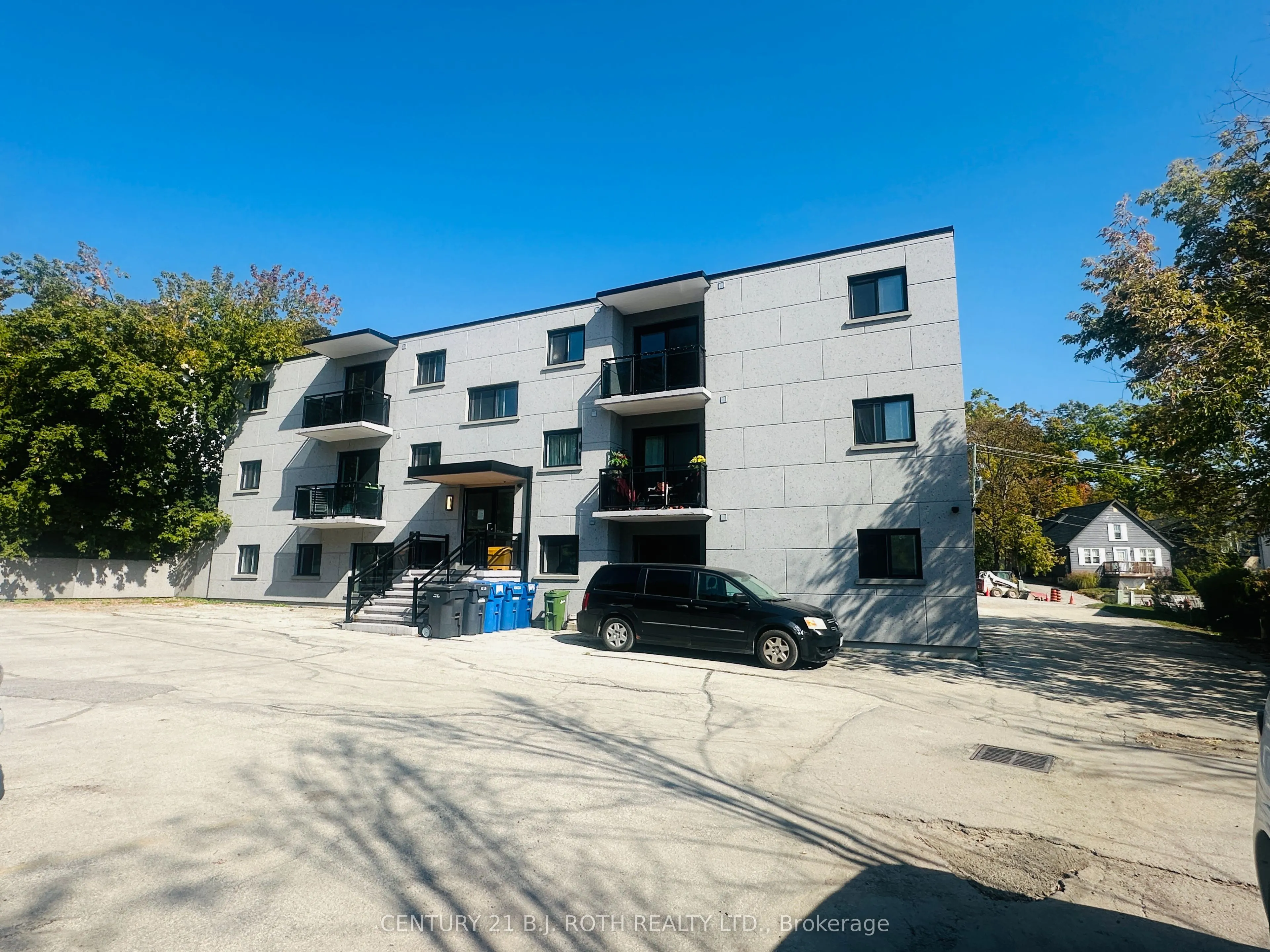 34 Berczy Street