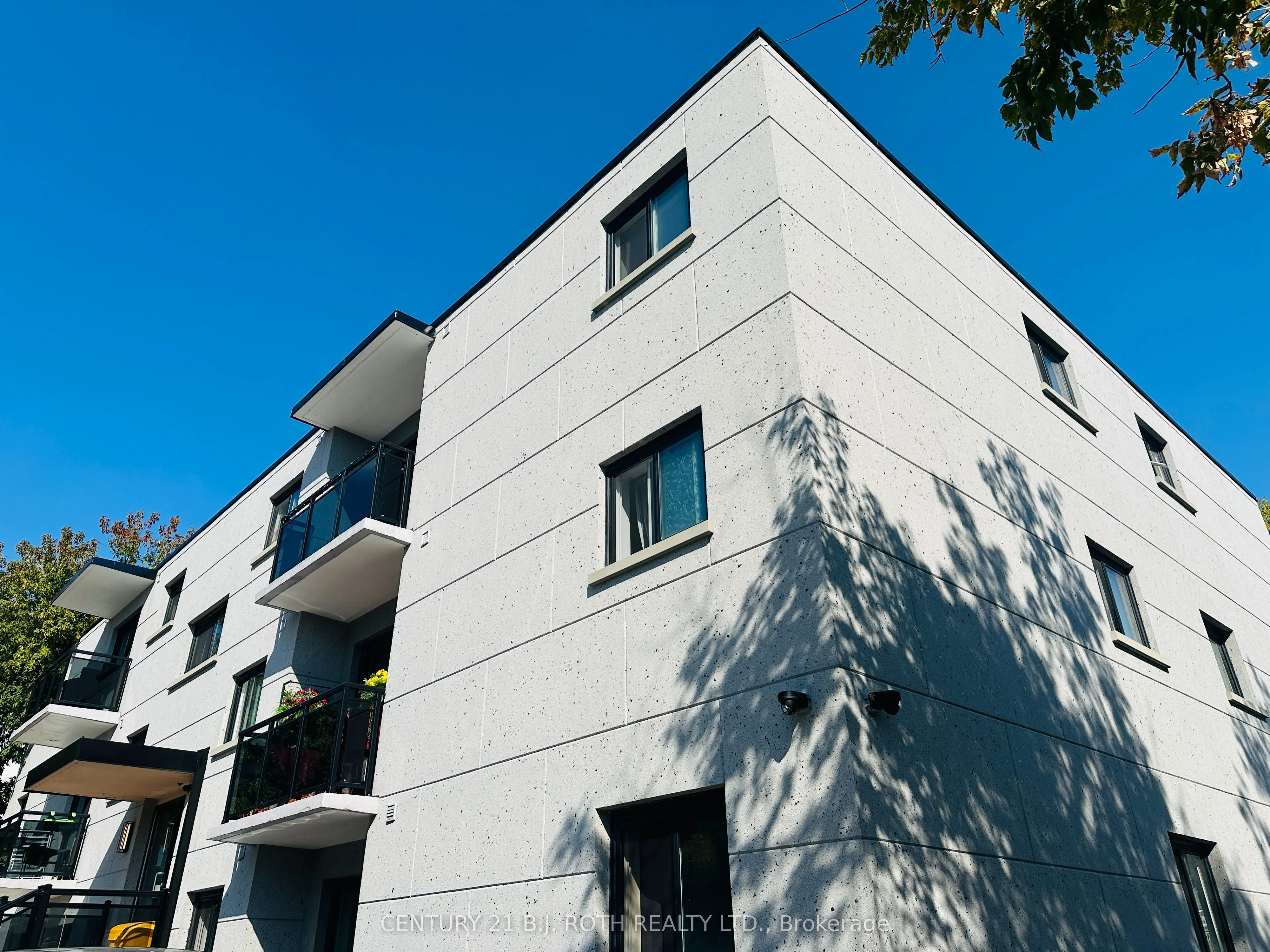 34 Berczy Street