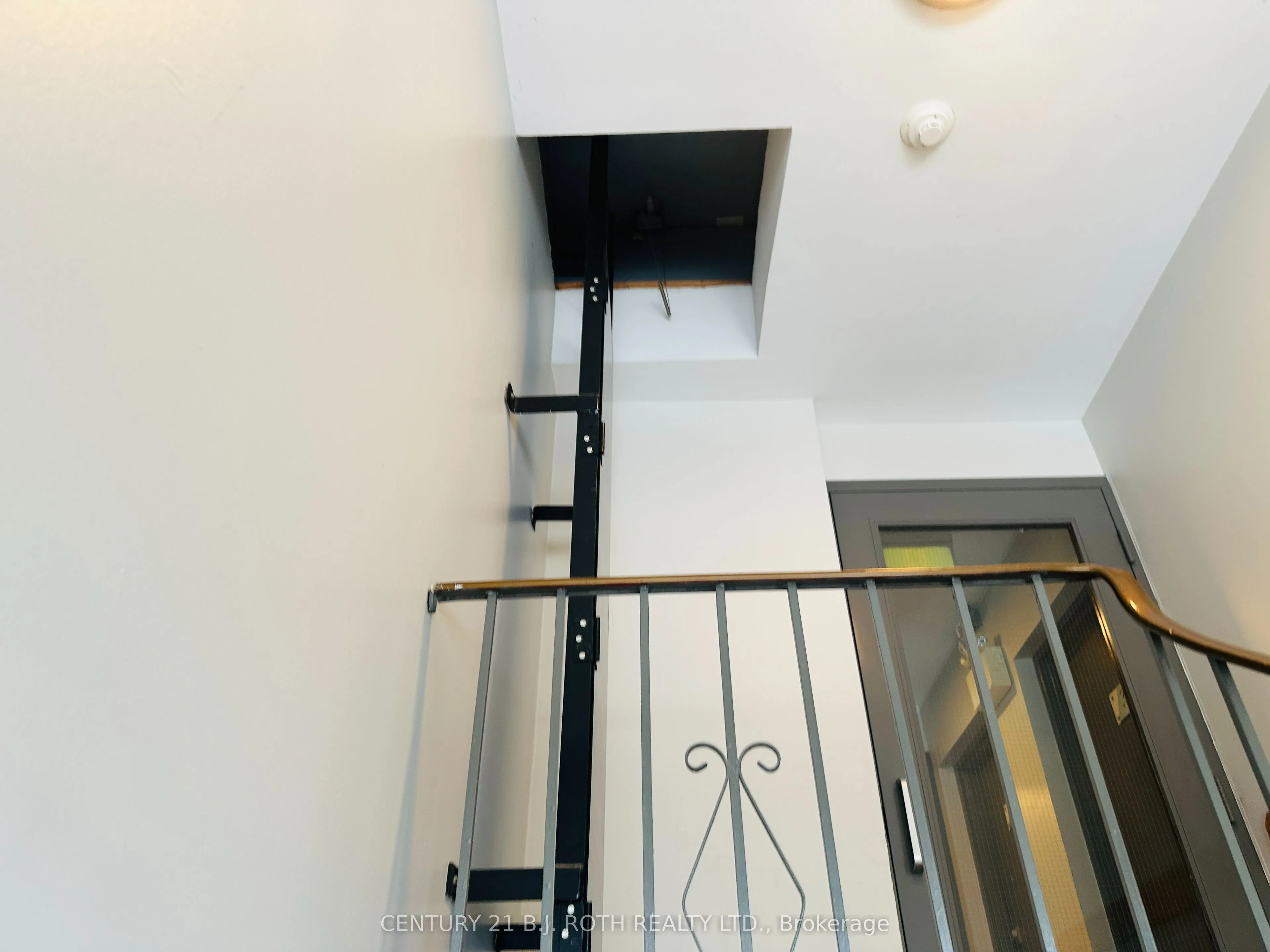 34 Berczy Street
