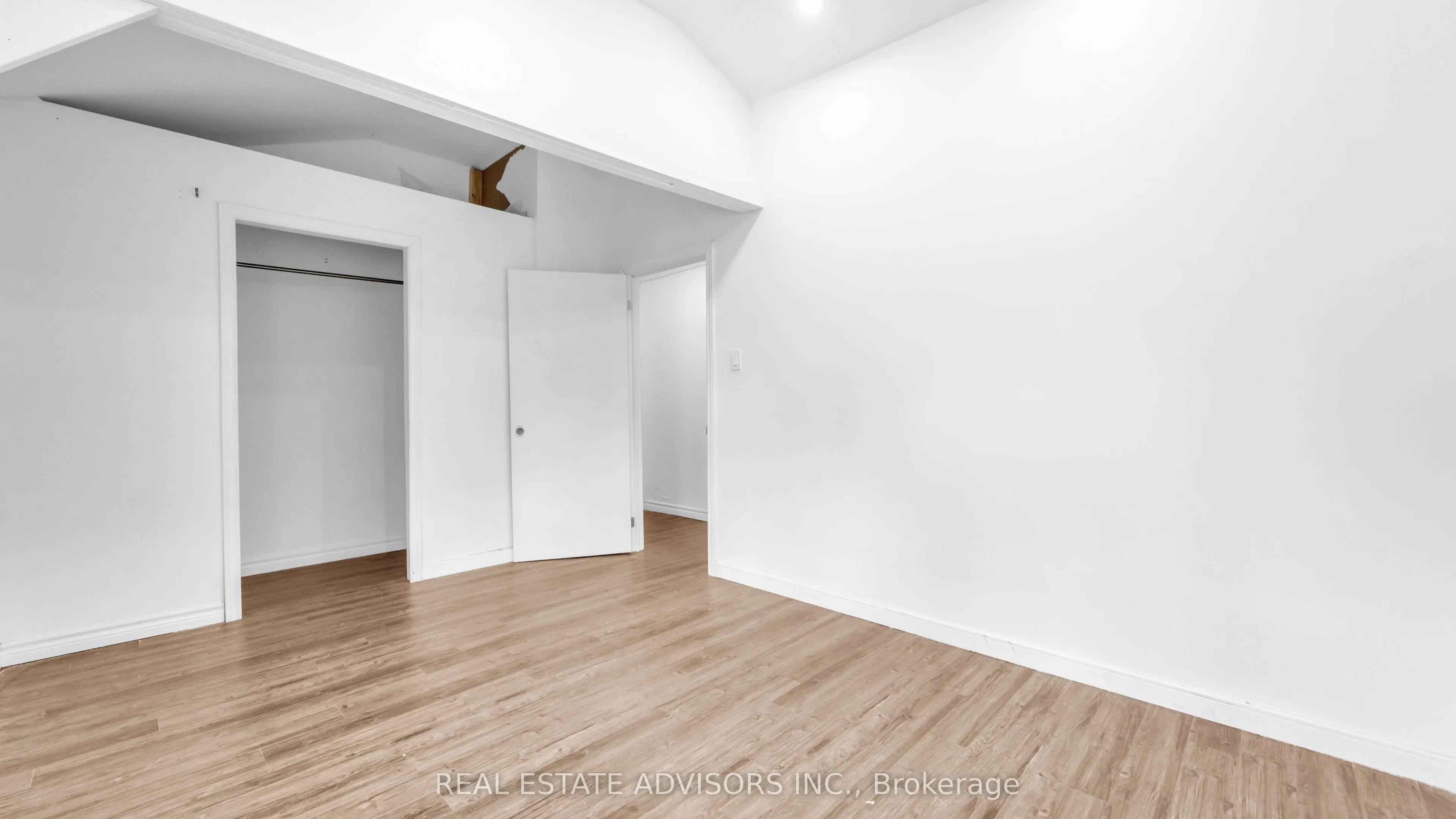 328 Little Avenue