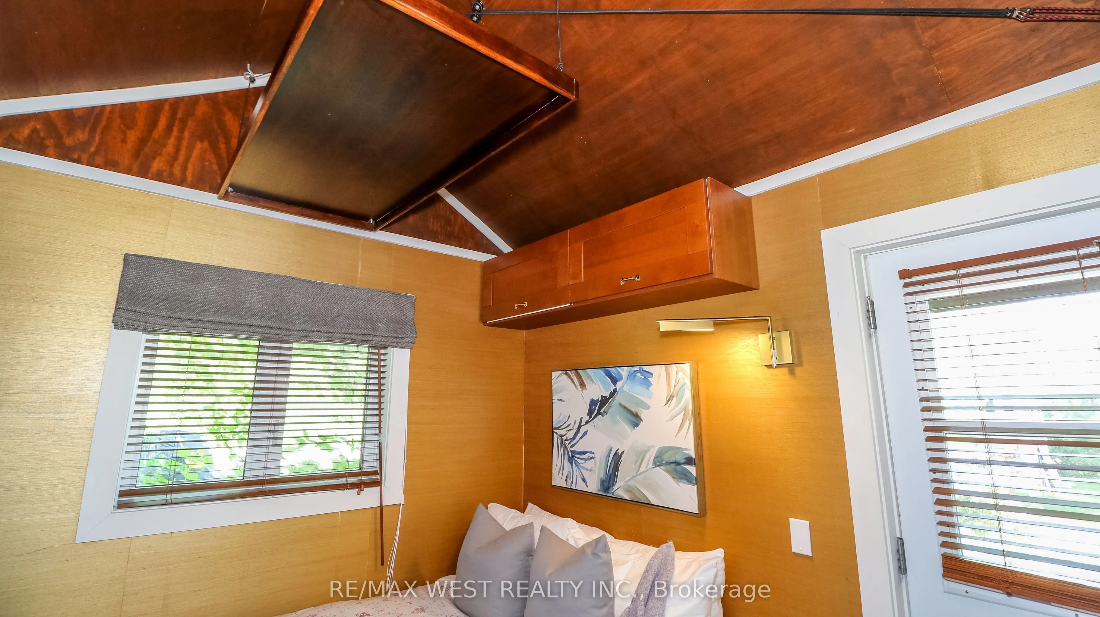 3756 Glenrest Drive