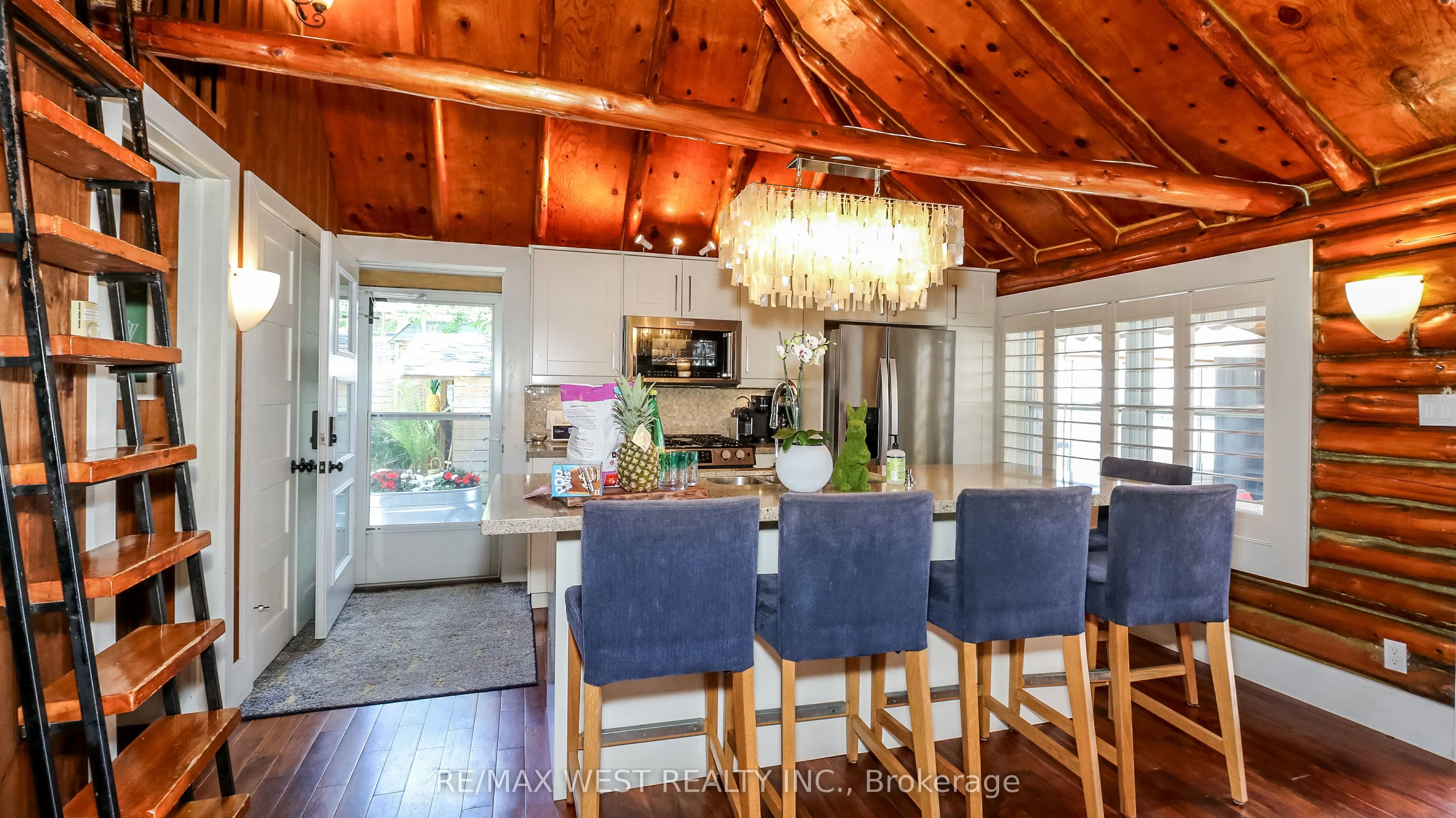 3756 Glenrest Drive