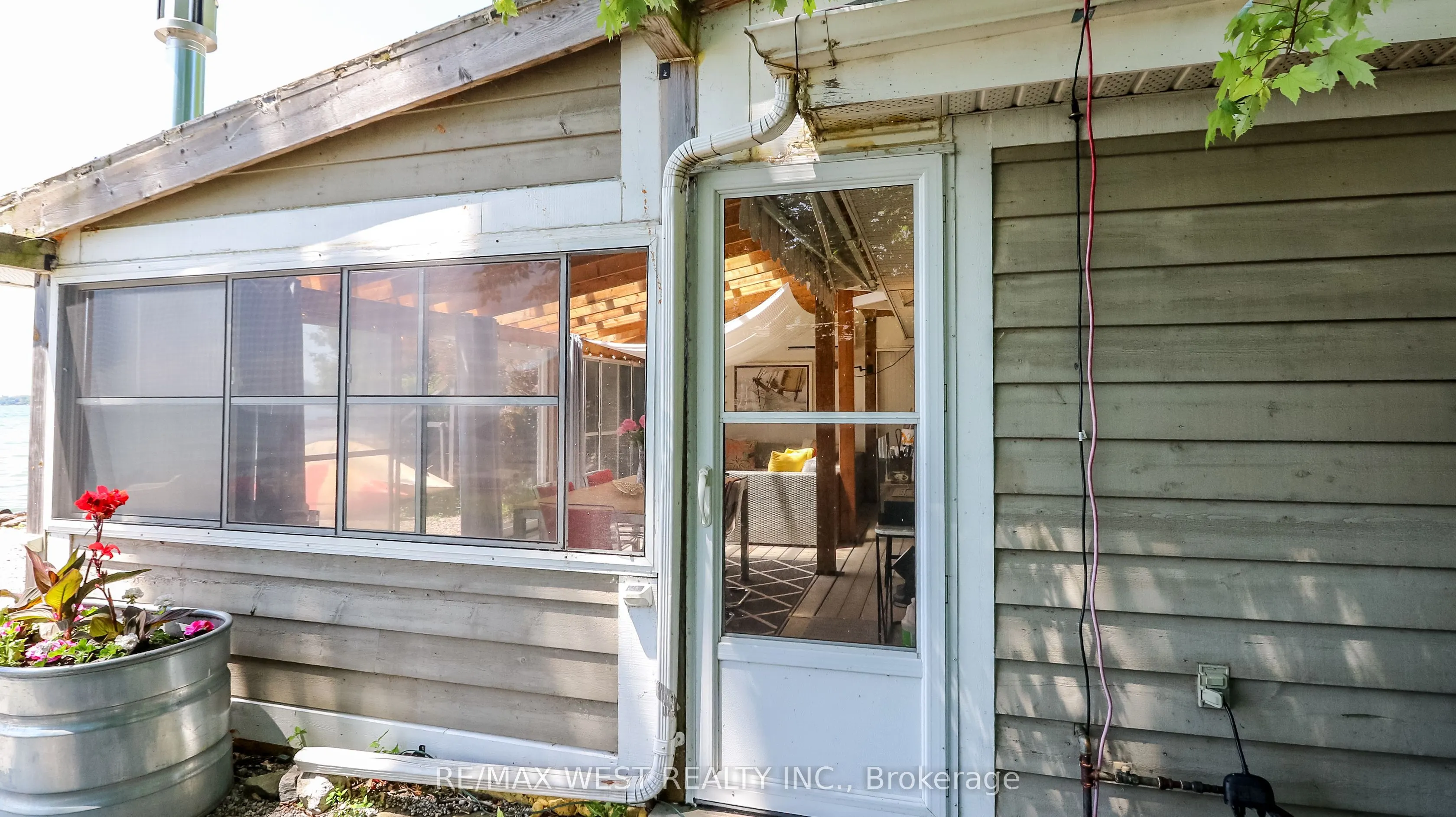 3756 Glenrest Drive