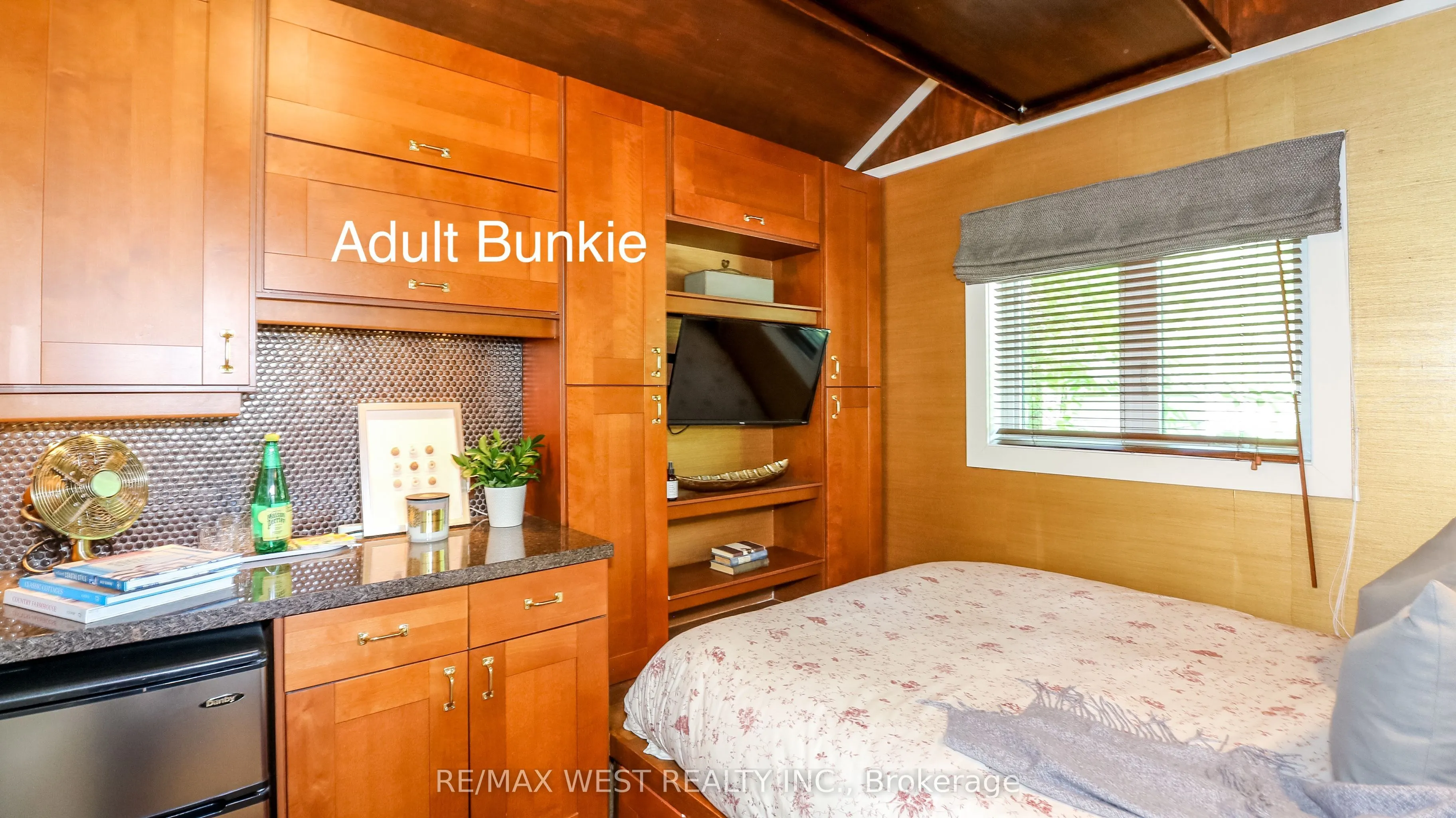 3756 Glenrest Drive