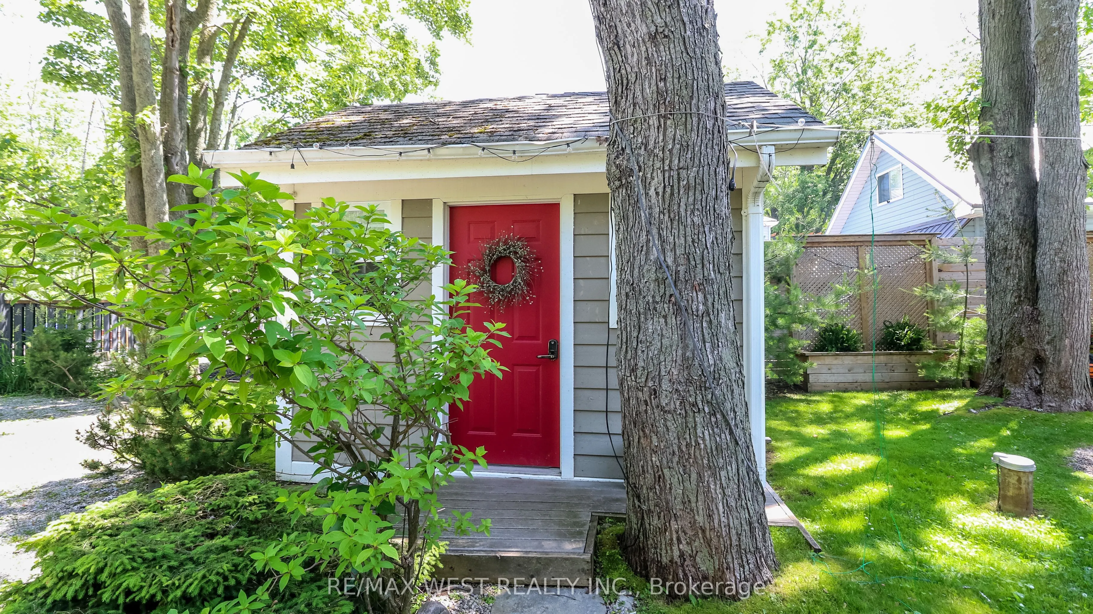 3756 Glenrest Drive